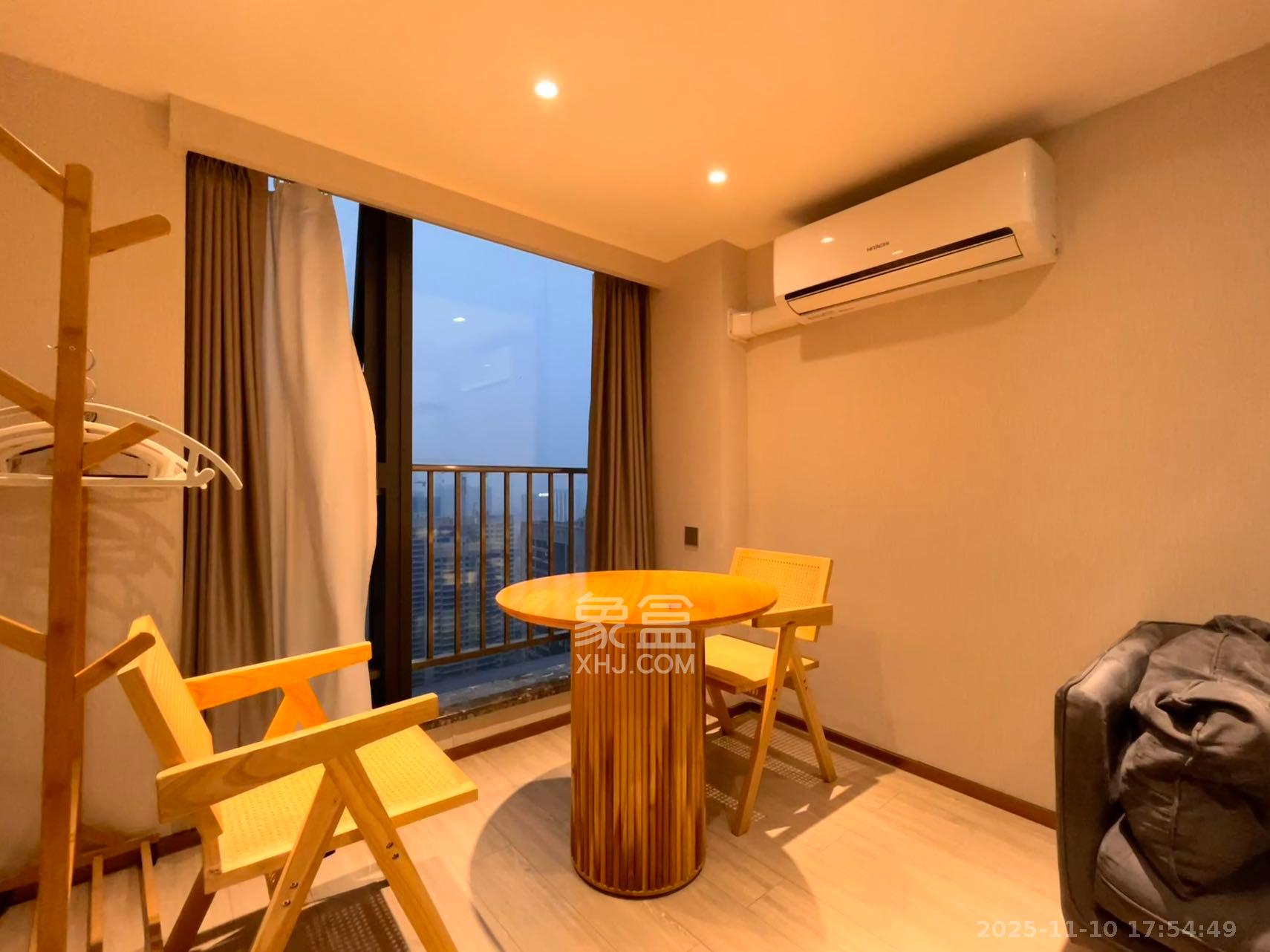 华远华时代  2室2厅1卫    2600.0元/月室内图