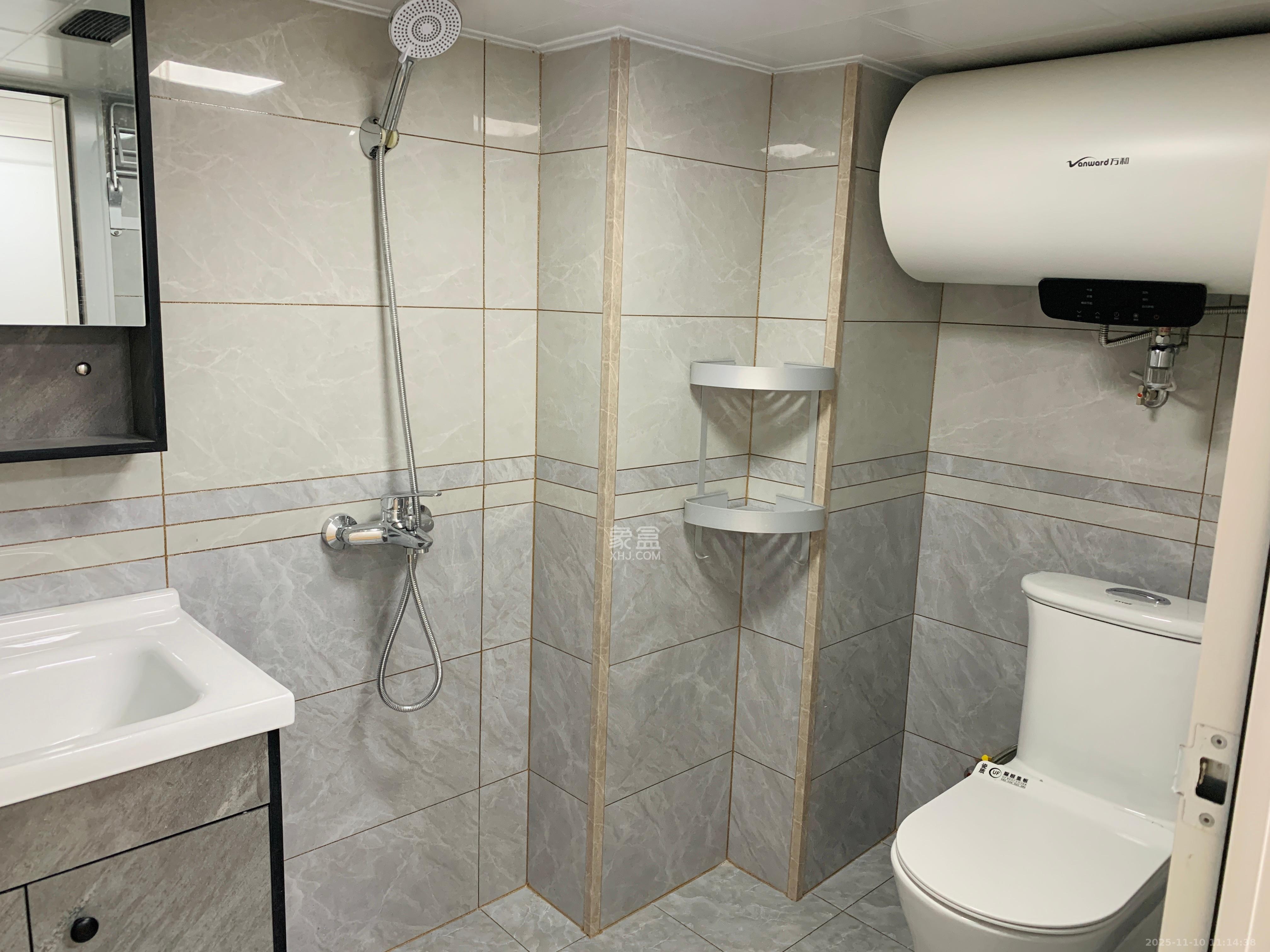 海伦春天 3室2厅2卫 2100.0元/月 海伦春天 3室2厅2卫 2100.0元/月室内图