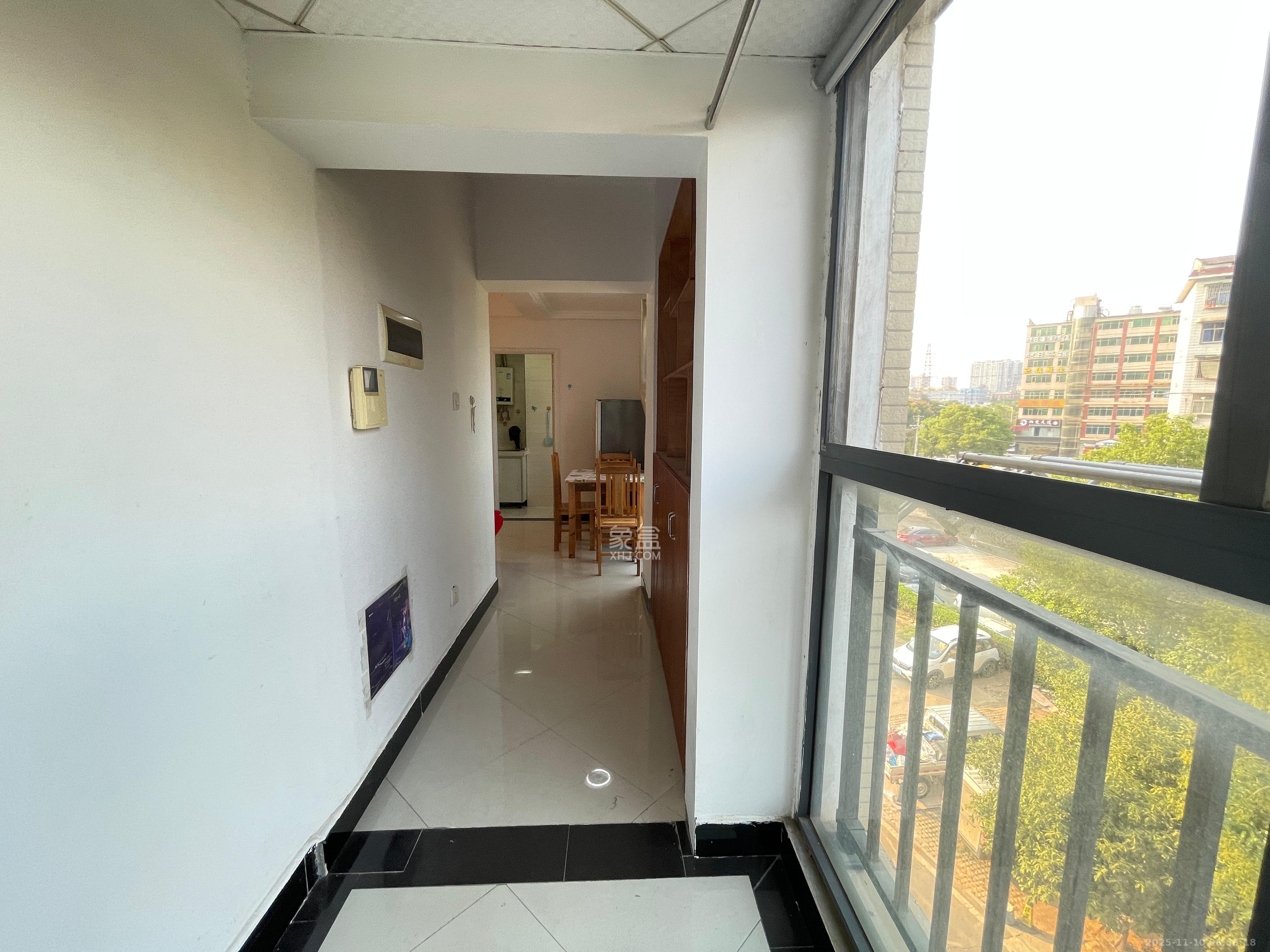 西铁馨寓（西铁领寓）  1室1厅1卫    1300.0元/月室内图