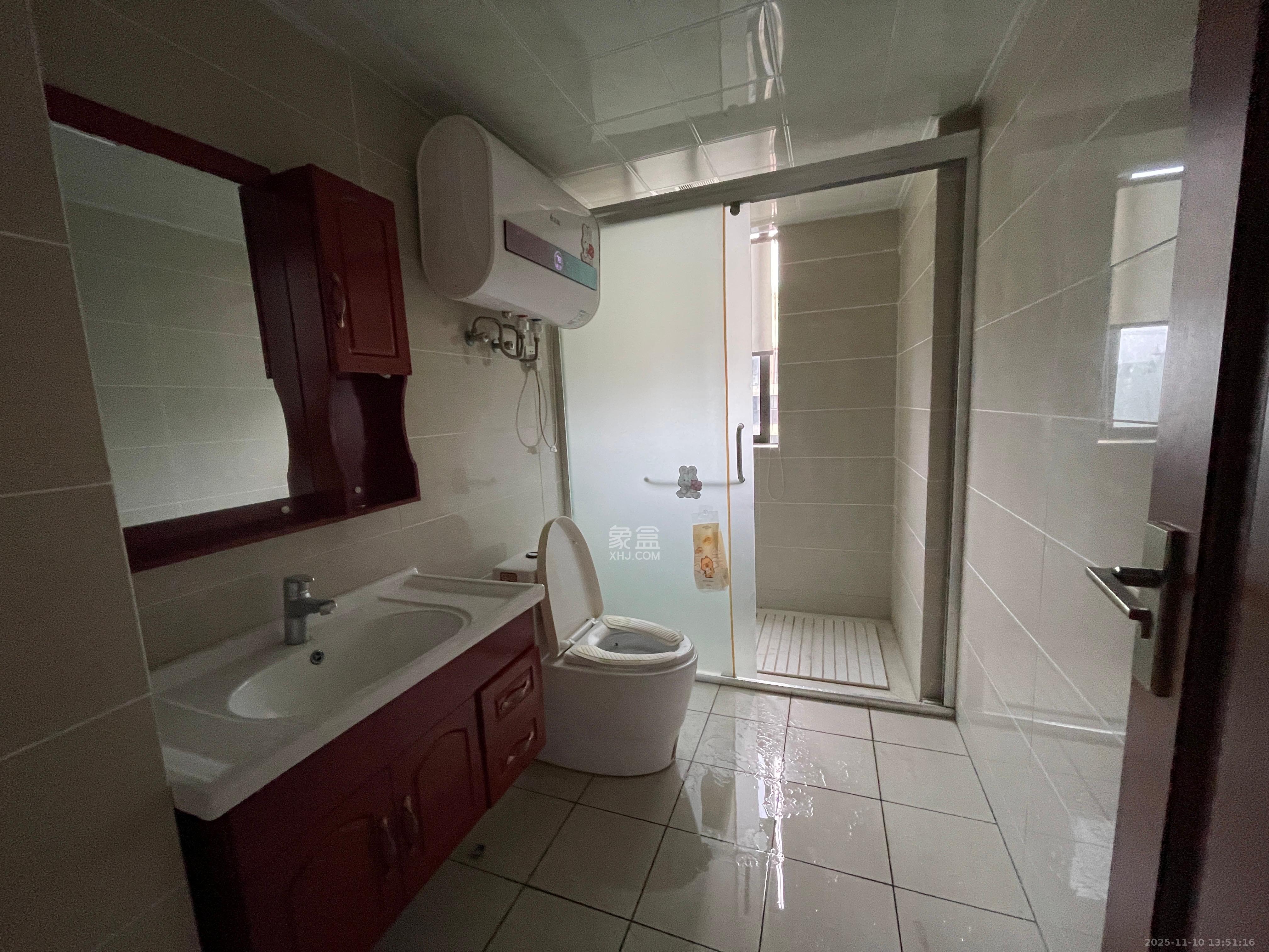 通用时代国际社区  3室1厅1卫    3500.0元/月室内图