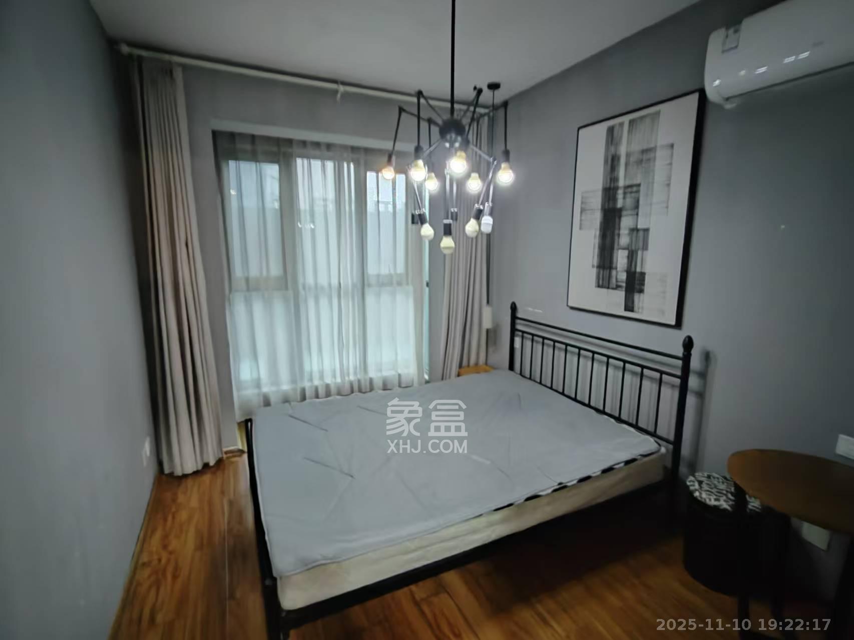 中天广场  3室2厅1卫    3800.0元/月室内图