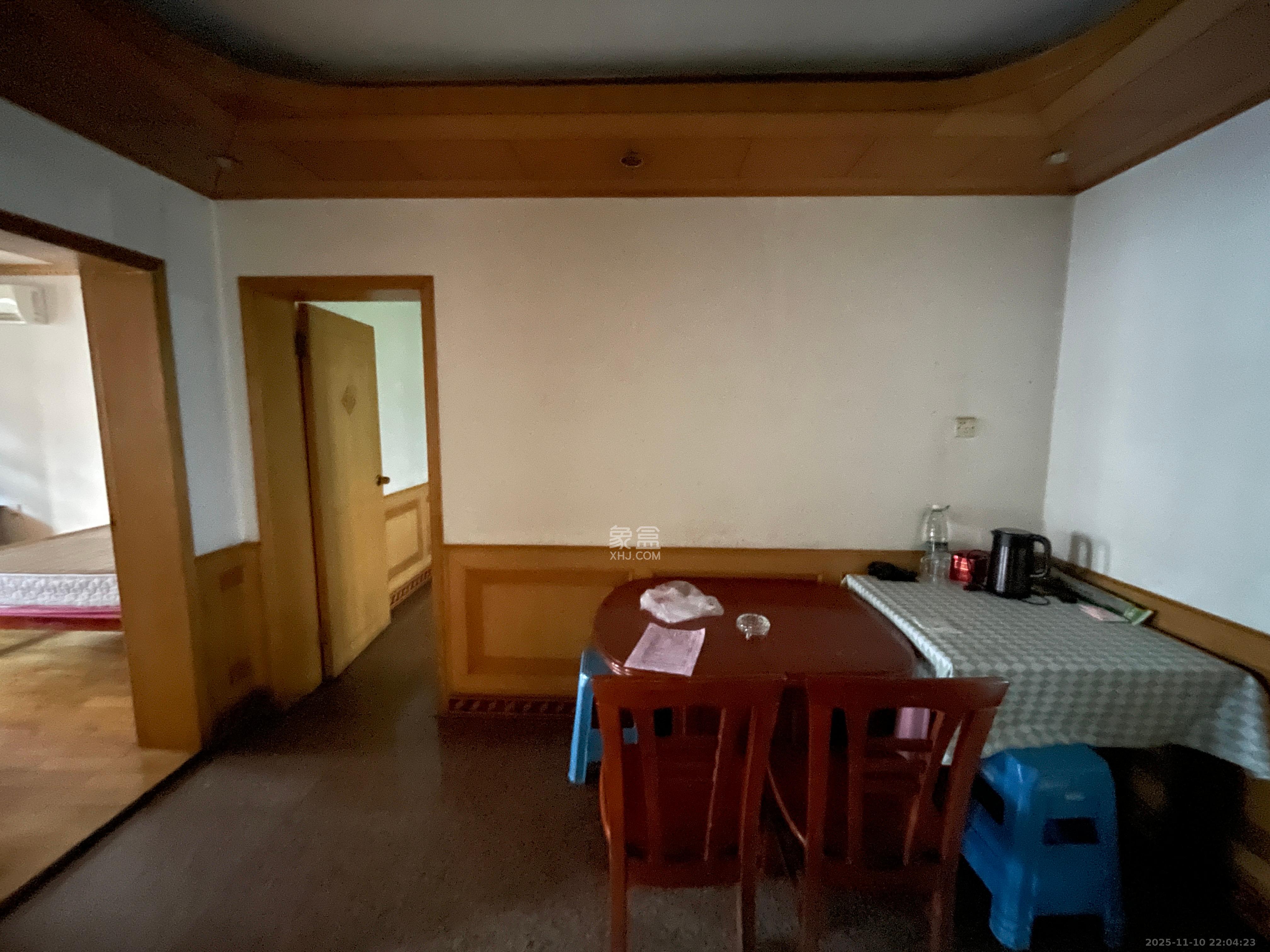 新桥沁园(银港农贸市场) 2室2厅1卫 1200.0元/月 新桥沁园(银港农贸市场) 2室2厅1卫 1200.0元/月室内图