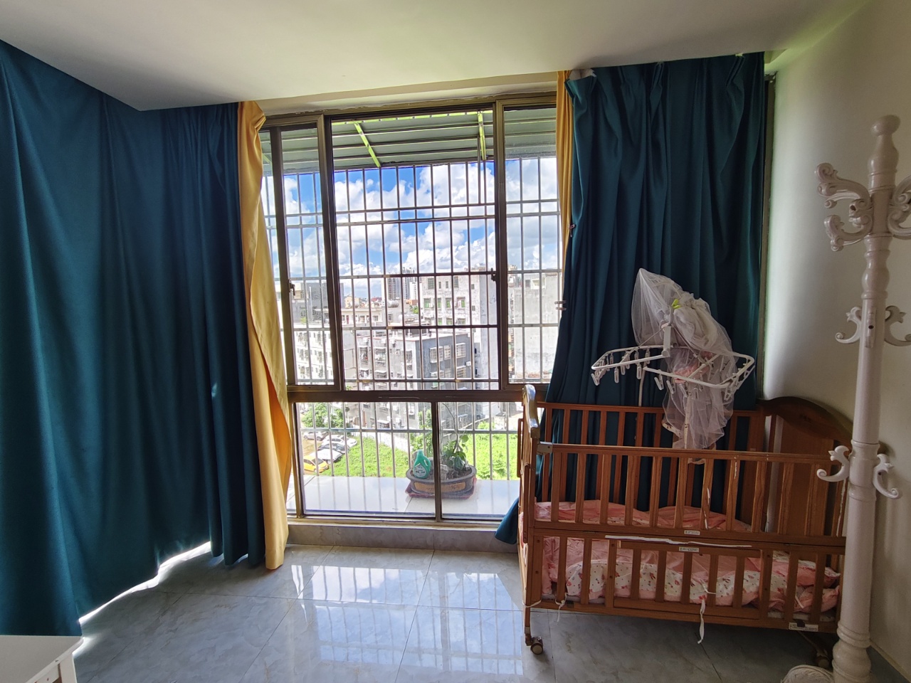 海阳小区  2室2厅1卫    1900.0元/月室内图