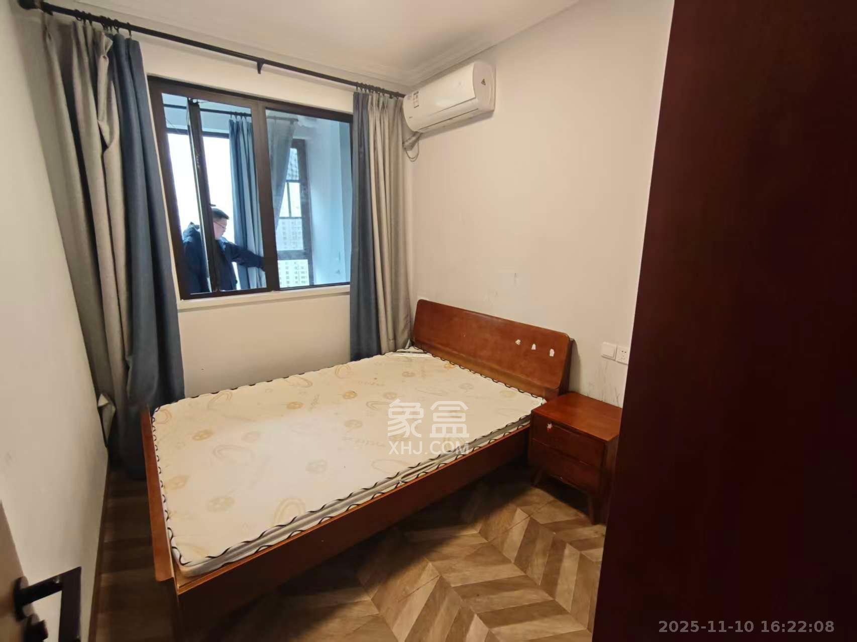 融创融公馆（融创臻苑）  3室2厅2卫    2300.0元/月室内图