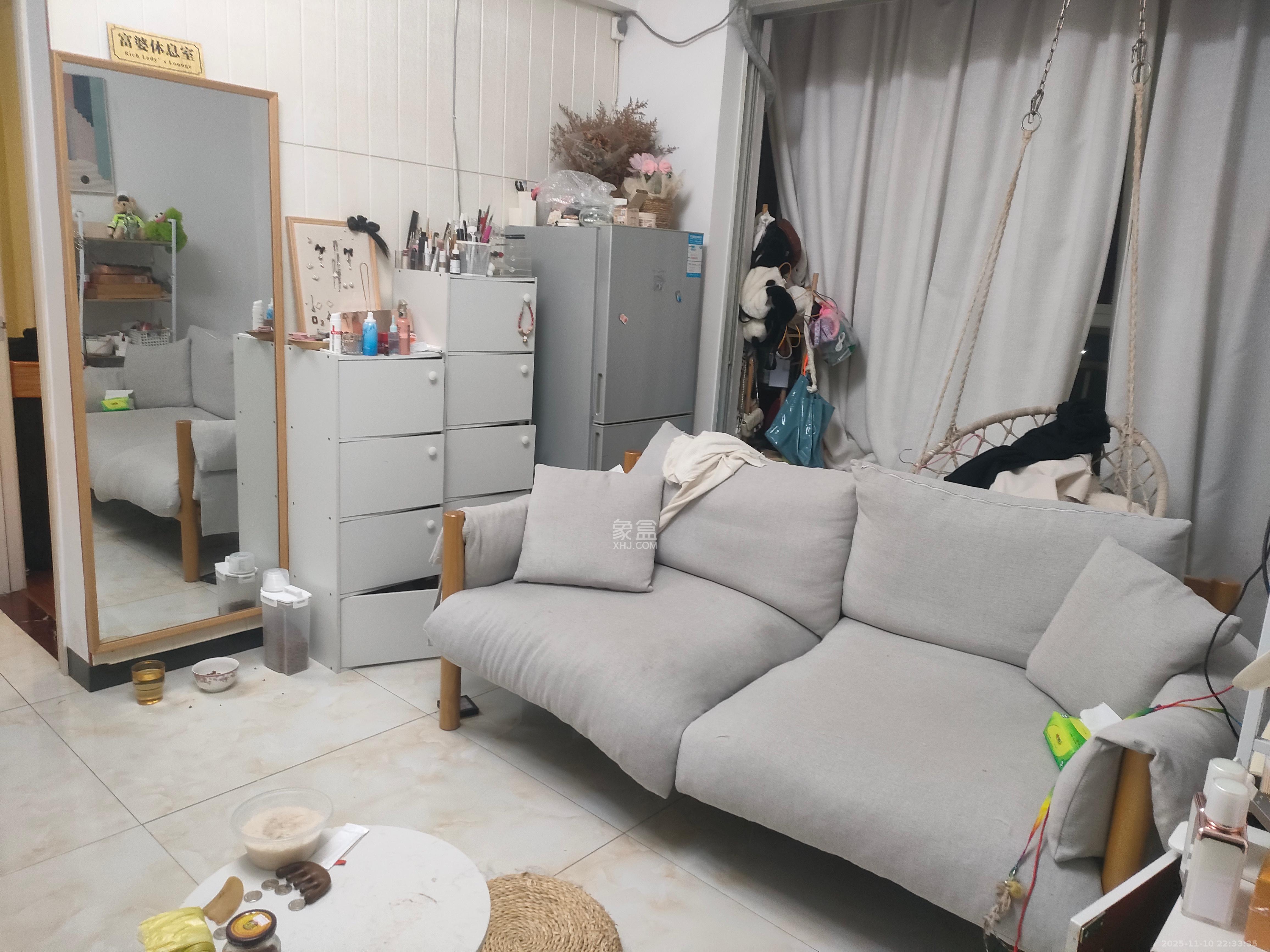 凯通国际城（凯通朝庭）  2室1厅1卫    2300.0元/月室内图