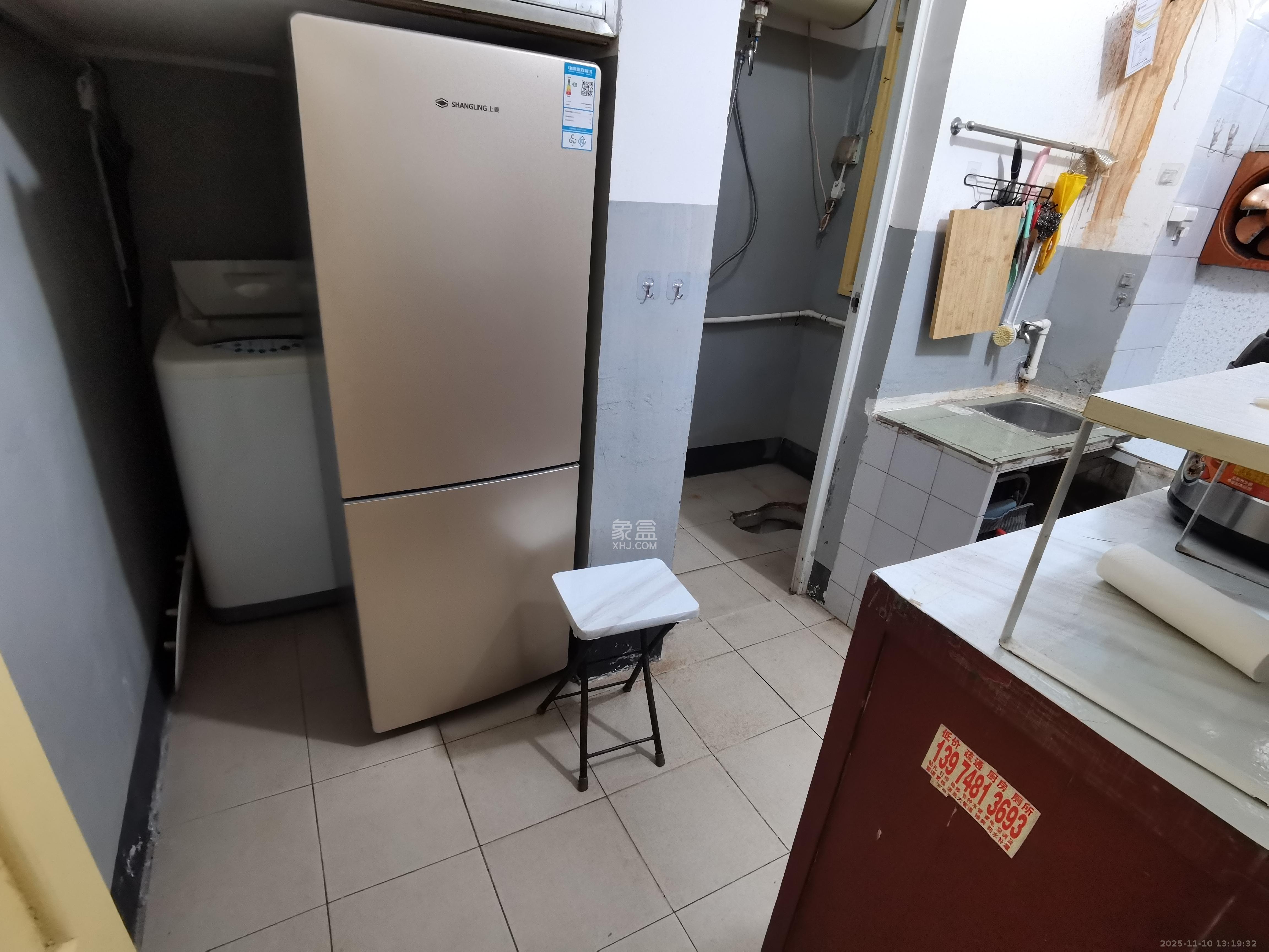 牛婆塘社区 1室1厅1卫 1200.0元/月 牛婆塘社区 1室1厅1卫 1200.0元/月室内图