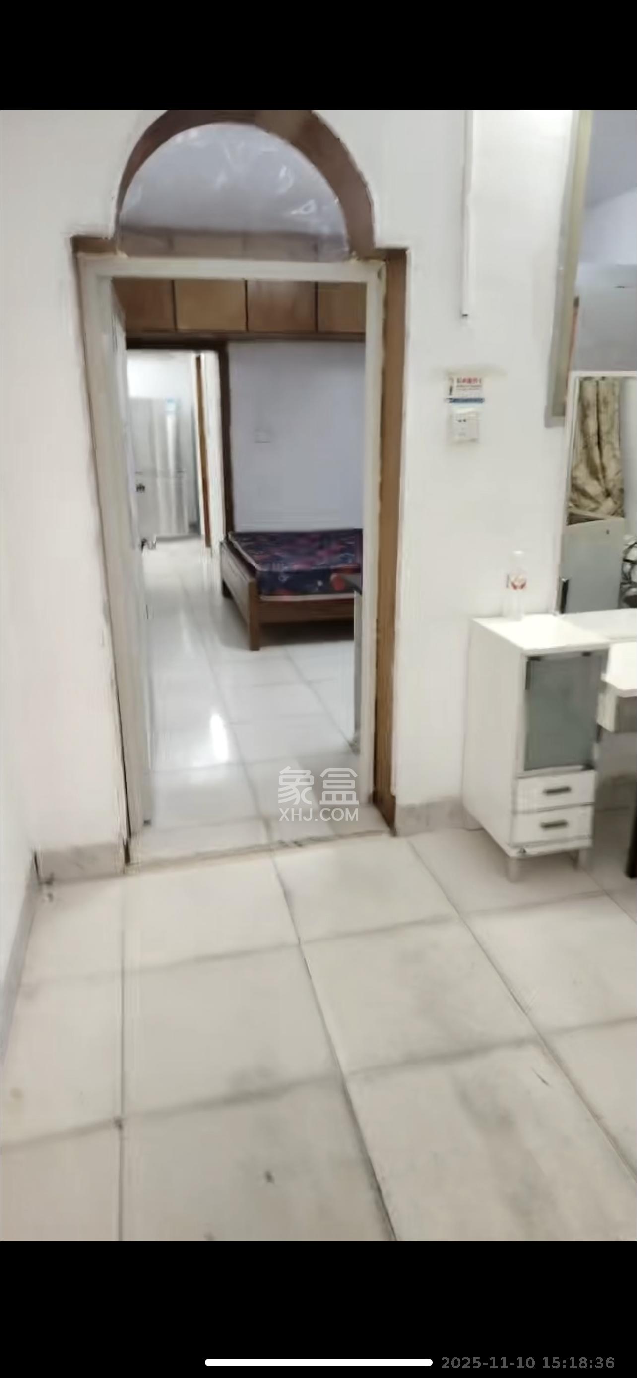 砂子塘社区  1室1厅1卫    1300.0元/月室内图