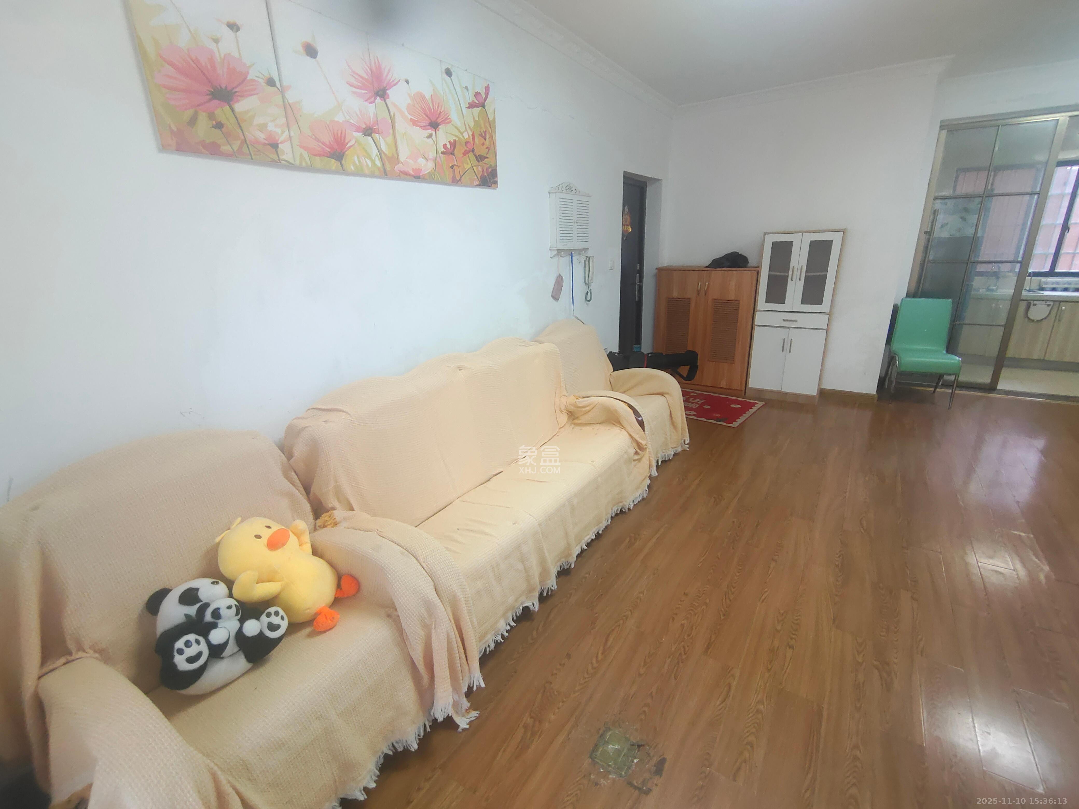 山水新城  2室1厅1卫    1600.0元/月室内图