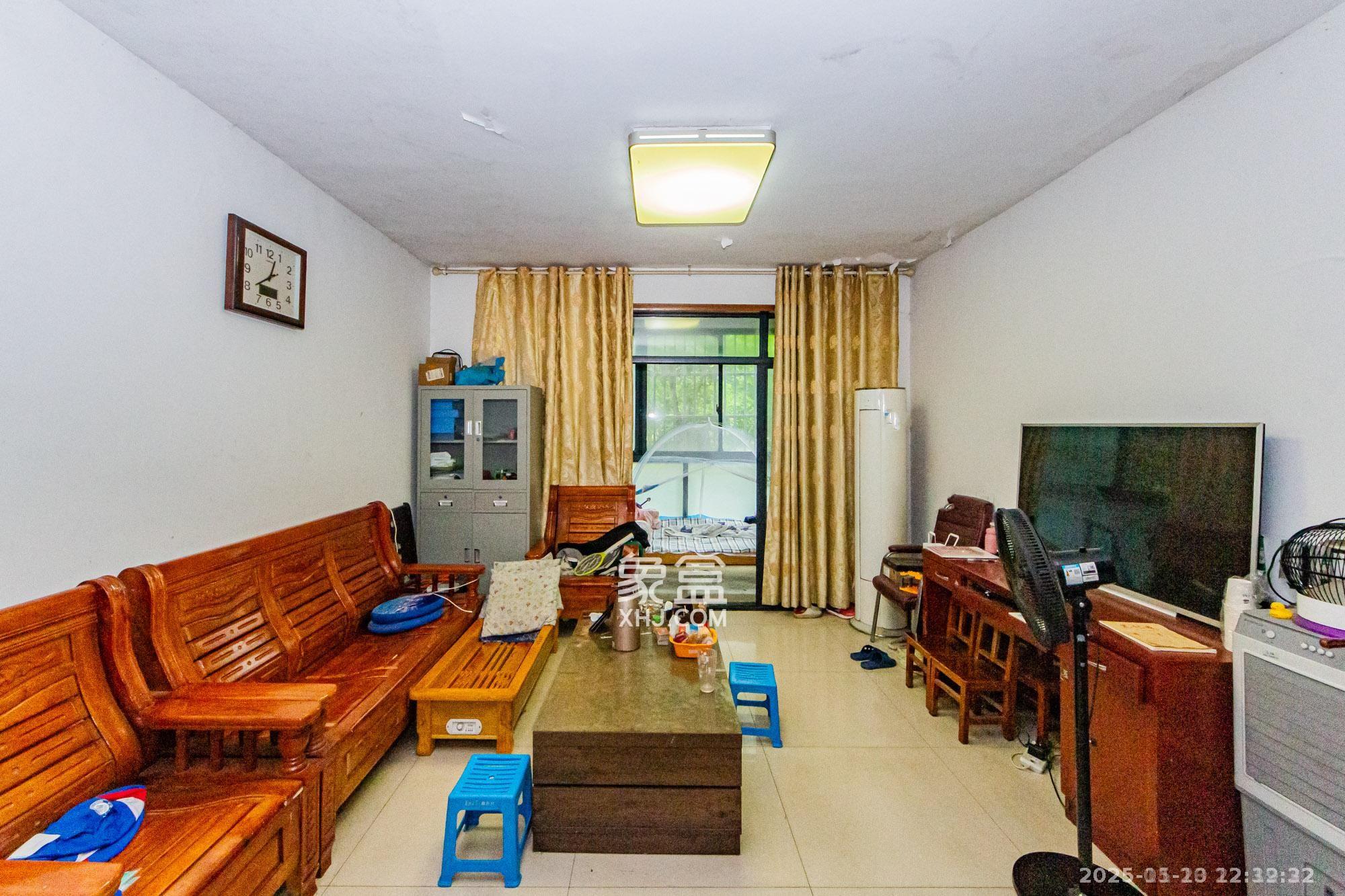 湘江世纪城临江苑  4室2厅2卫    2600.0元/月