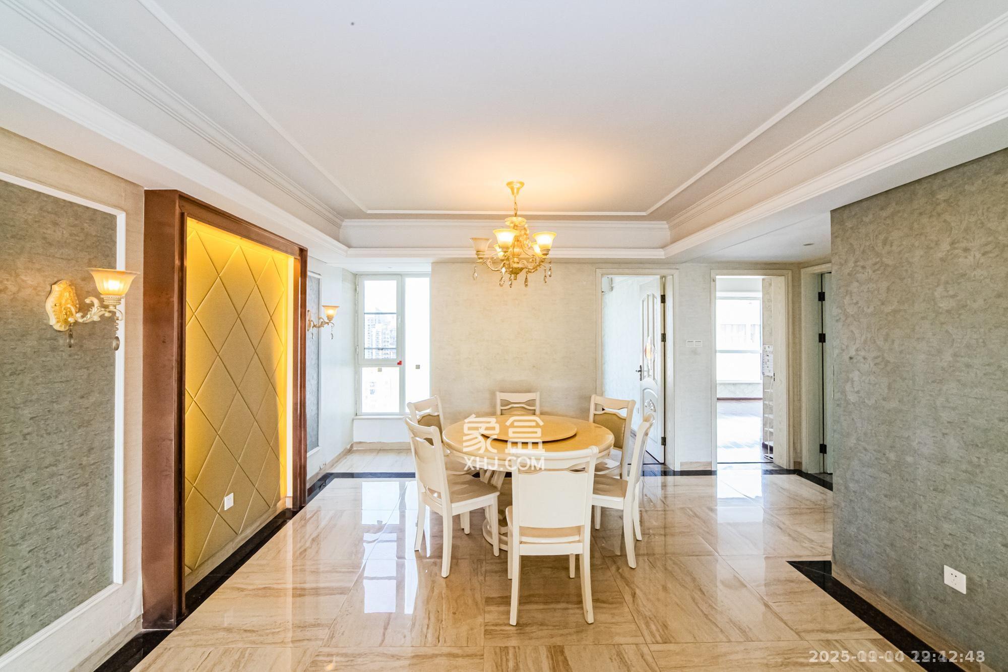 北辰三角洲E5区 4室2厅2卫 3700.0元/月 北辰三角洲E5区 4室2厅2卫 3700.0元/月室内图