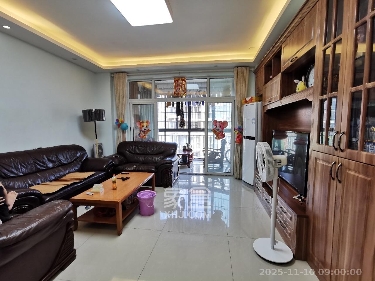 星城国际 1室2厅2卫 1700.0元/月 星城国际 1室2厅2卫 1700.0元/月室内图