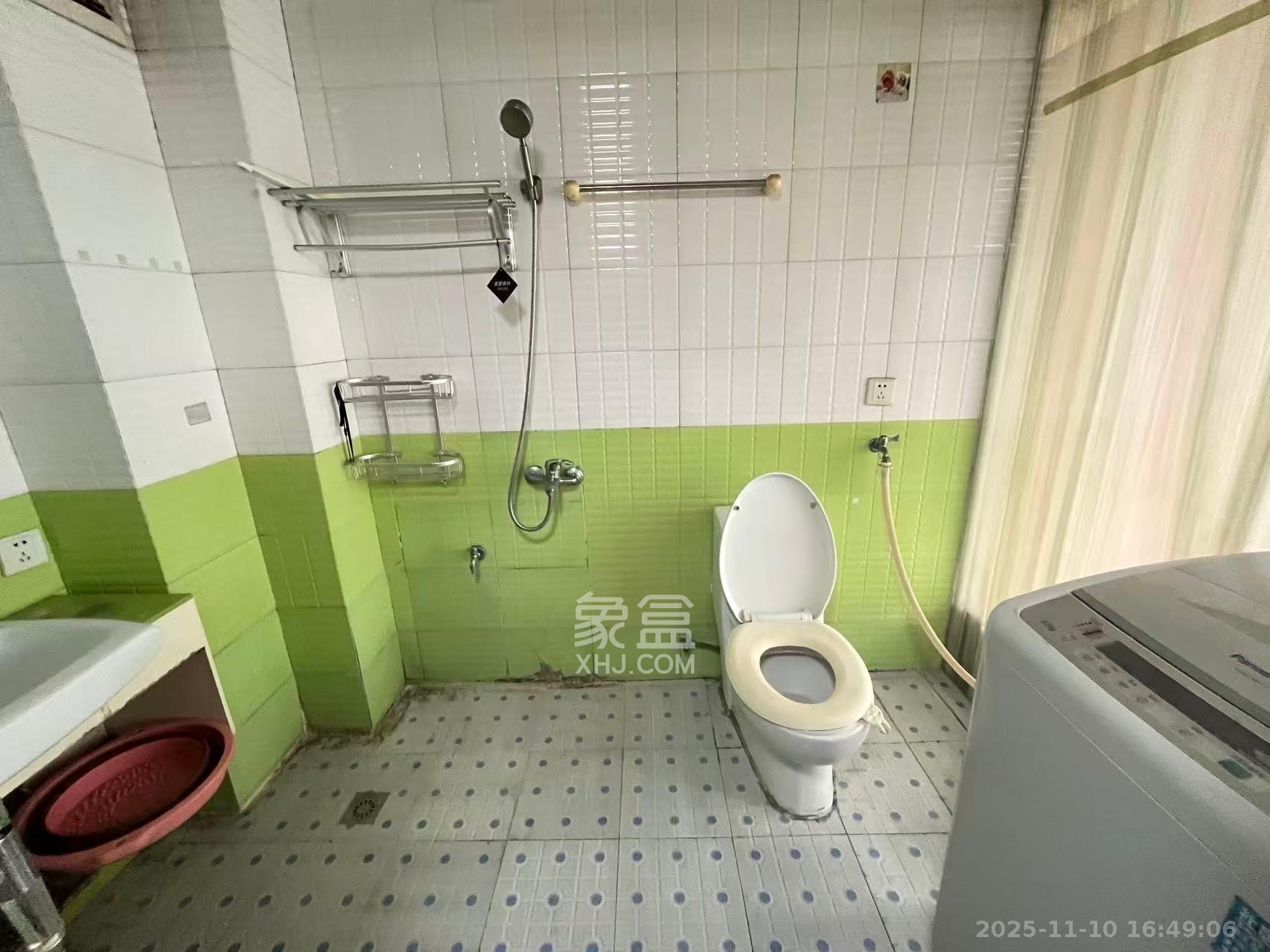 他城（天鸿时代公寓）  1室1厅1卫    1200.0元/月室内图