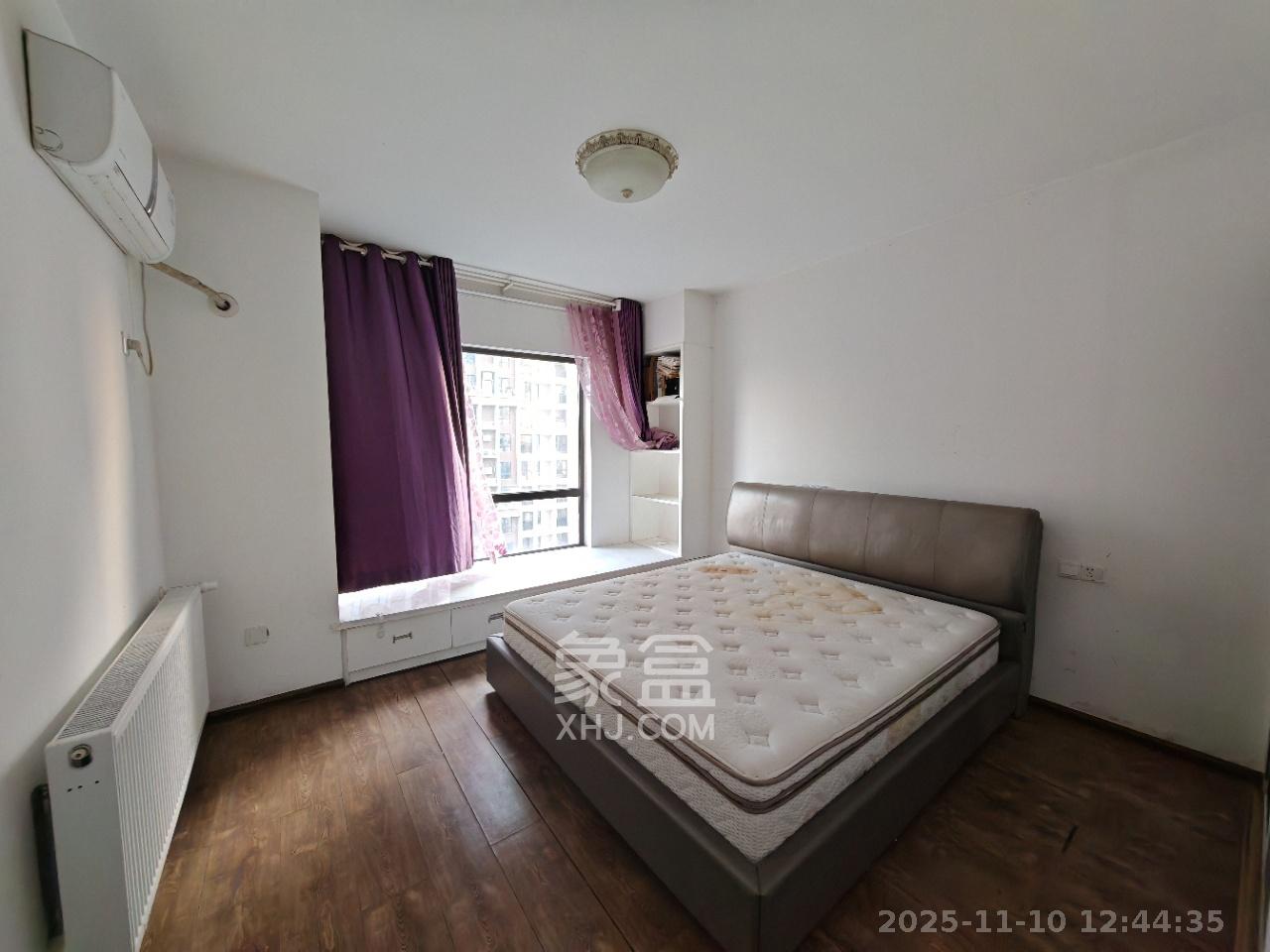 达美D6区 4室2厅2卫 3500.0元/月 达美D6区 4室2厅2卫 3500.0元/月室内图