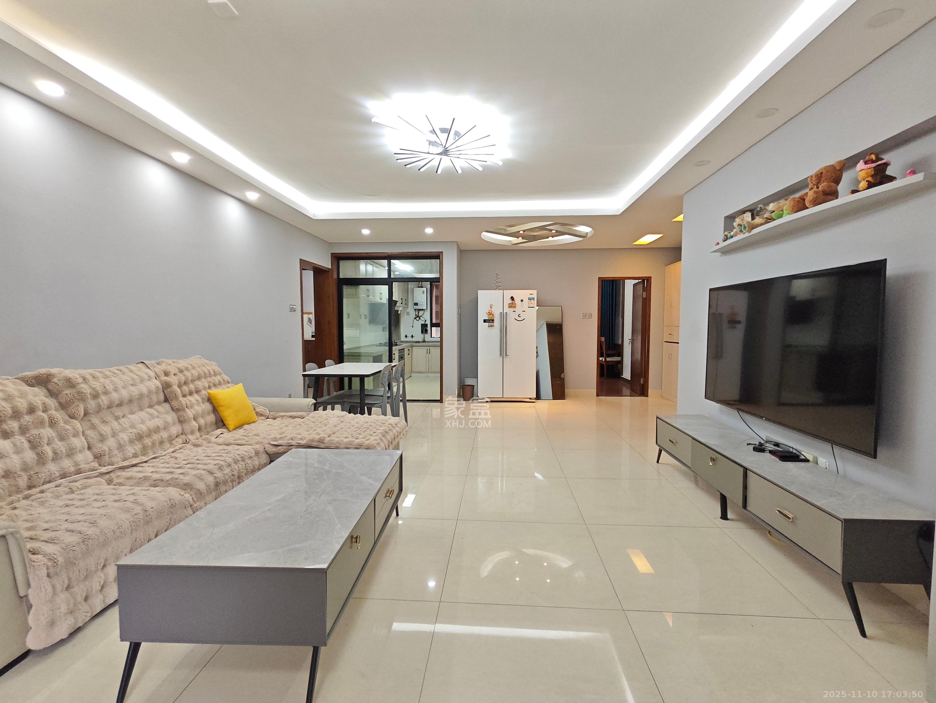 长大卧琥 3室2厅2卫 3200.0元/月 长大卧琥 3室2厅2卫 3200.0元/月室内图