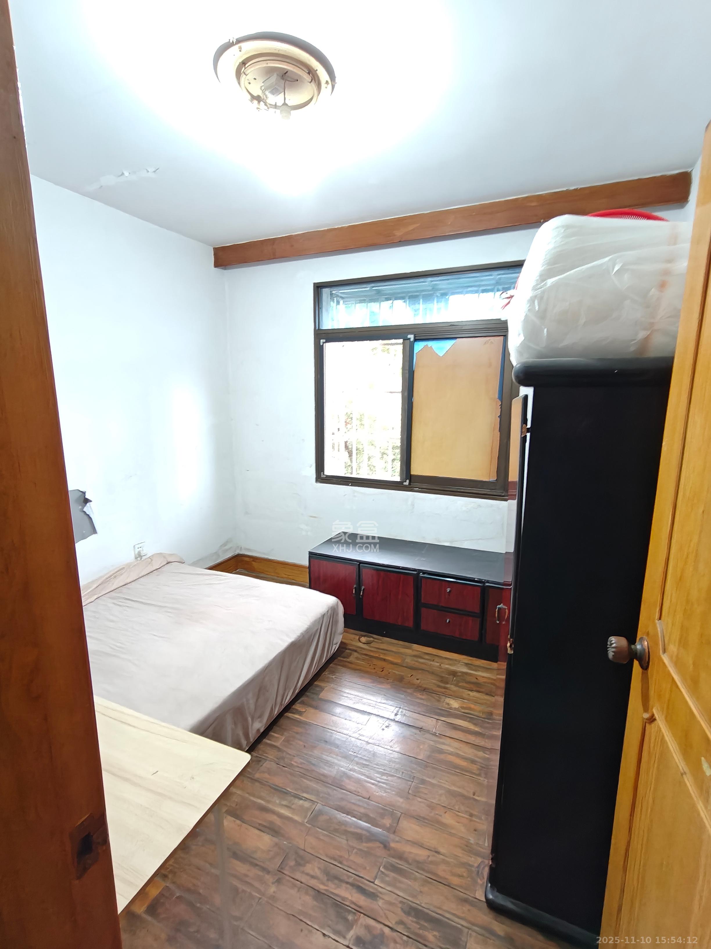 狮子山二片 2室1厅1卫 1200.0元/月 狮子山二片 2室1厅1卫 1200.0元/月室内图