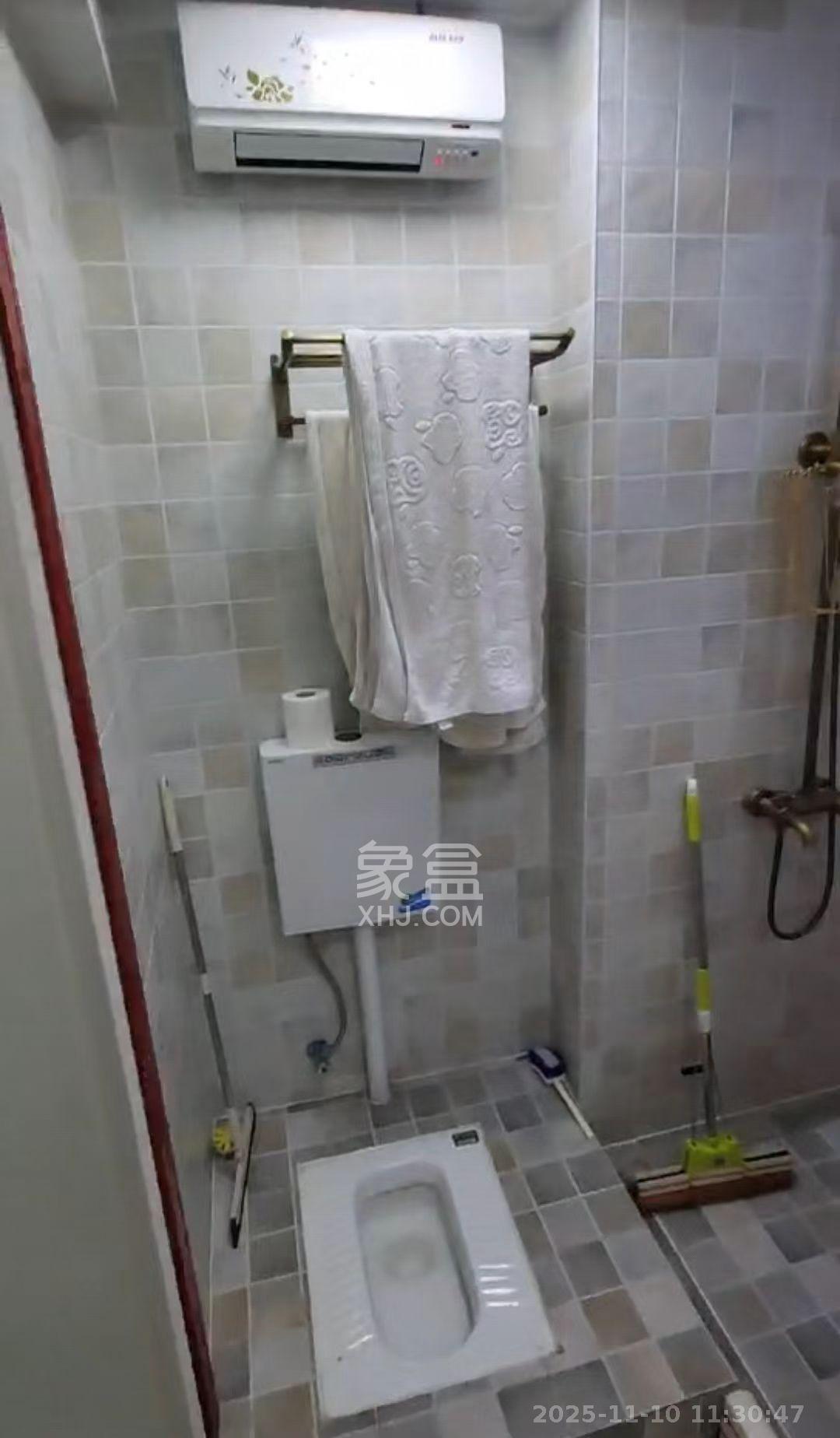 怡海星城  1室1厅1卫    1000.0元/月室内图