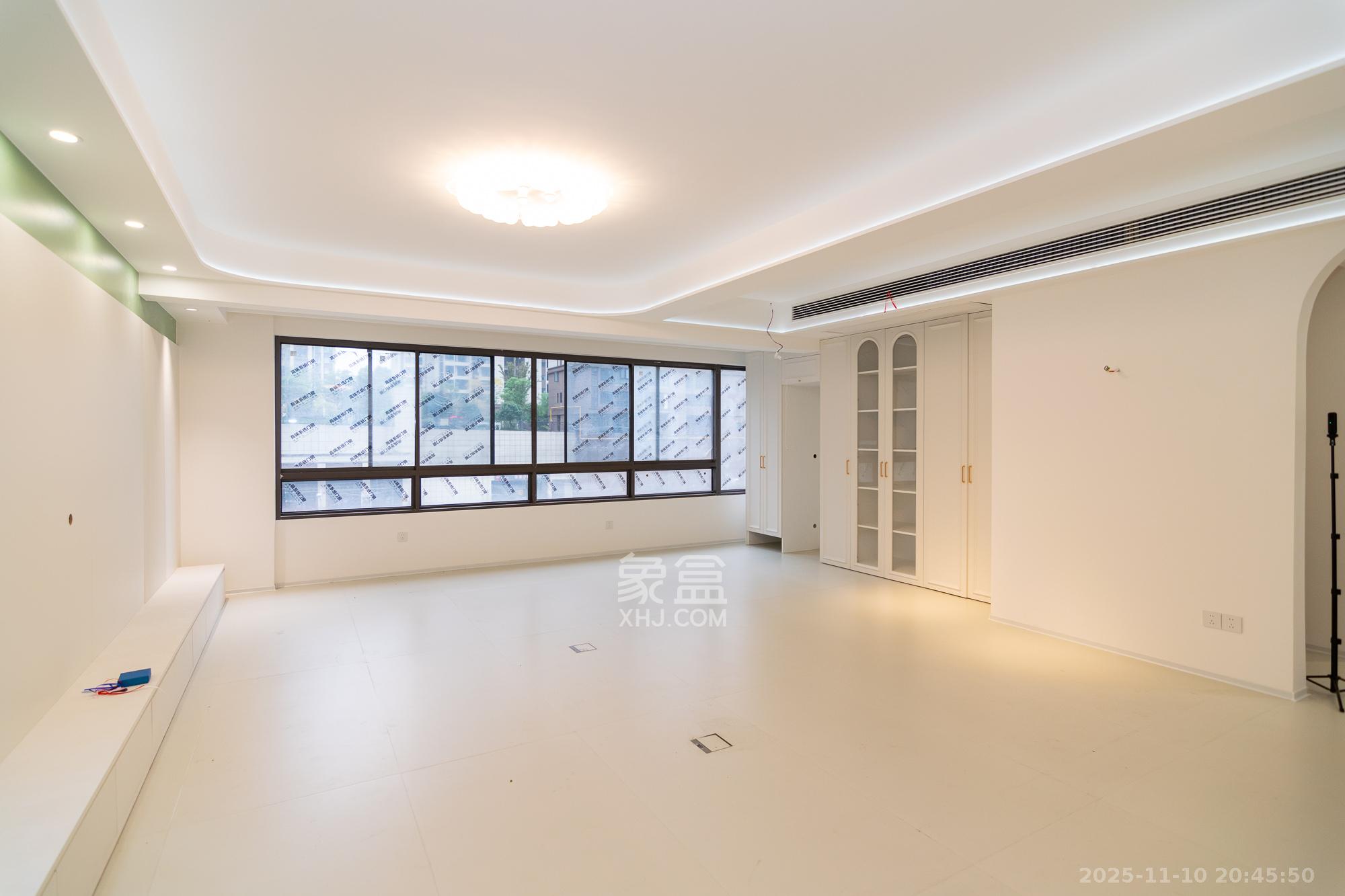 金辉优步学府  4室2厅2卫    102.8万