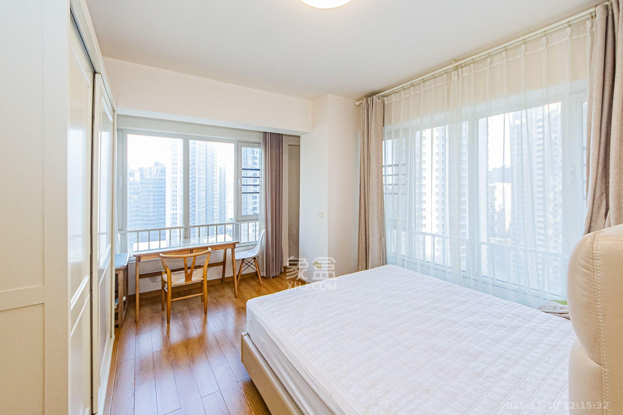 北辰三角洲E3区  1室1厅1卫    2800.0元/月室内图