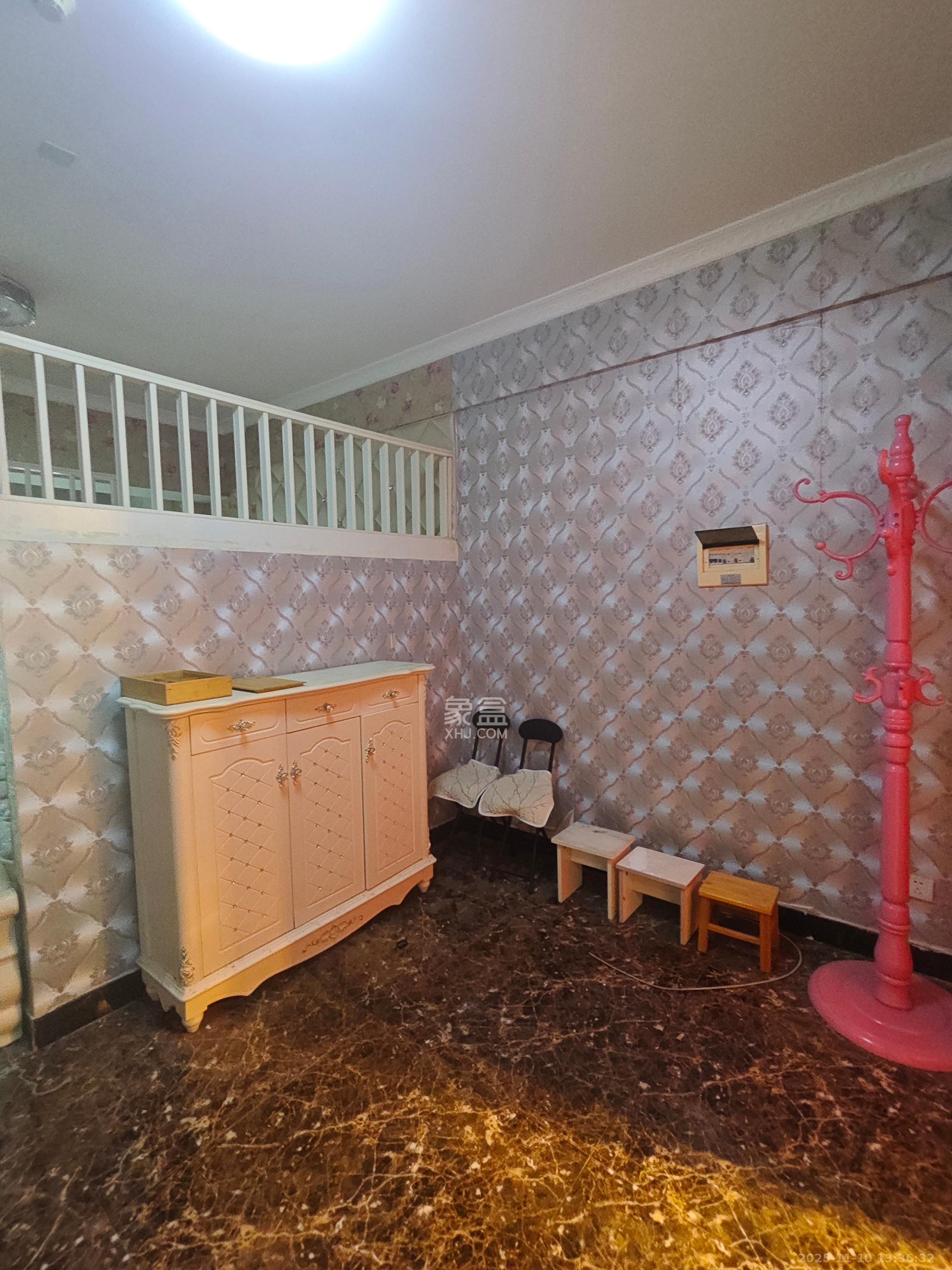 凯通国际城（凯通朝庭）  1室0厅1卫    1600.0元/月室内图