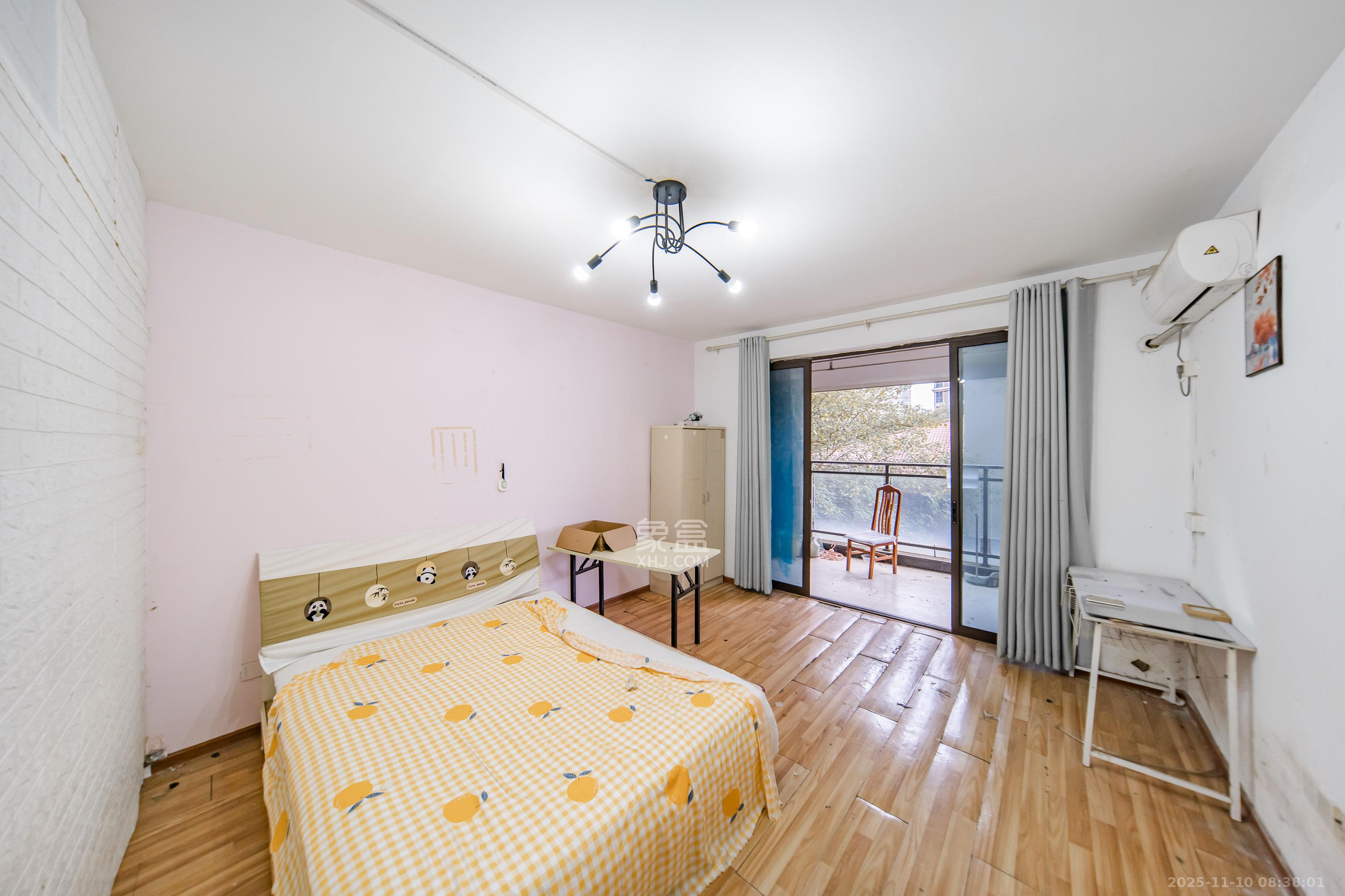 海洋半岛（月珑湾）  3室2厅1卫    1600.0元/月室内图