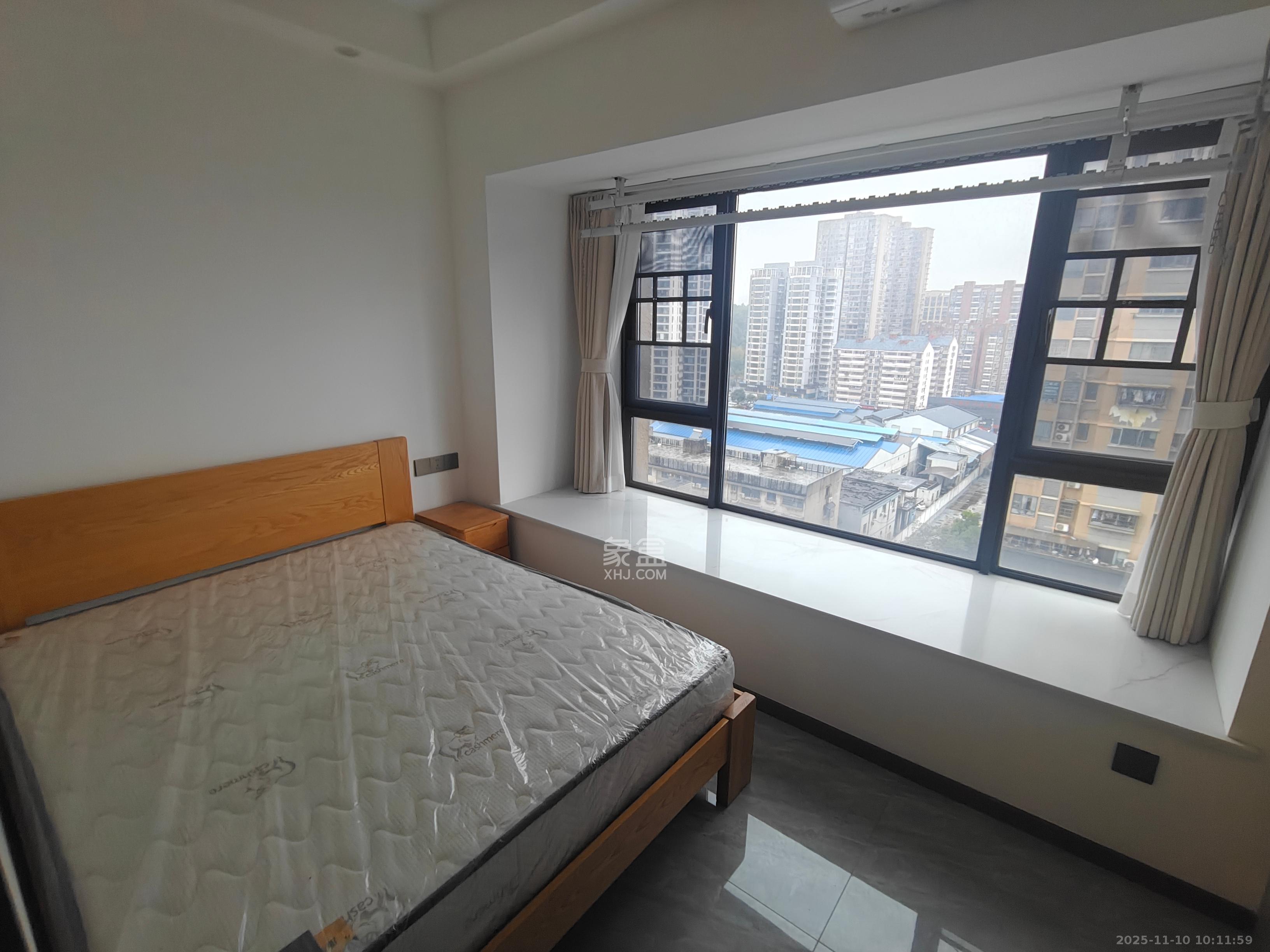 奥园城市天骄一期  2室1厅1卫    2200.0元/月室内图