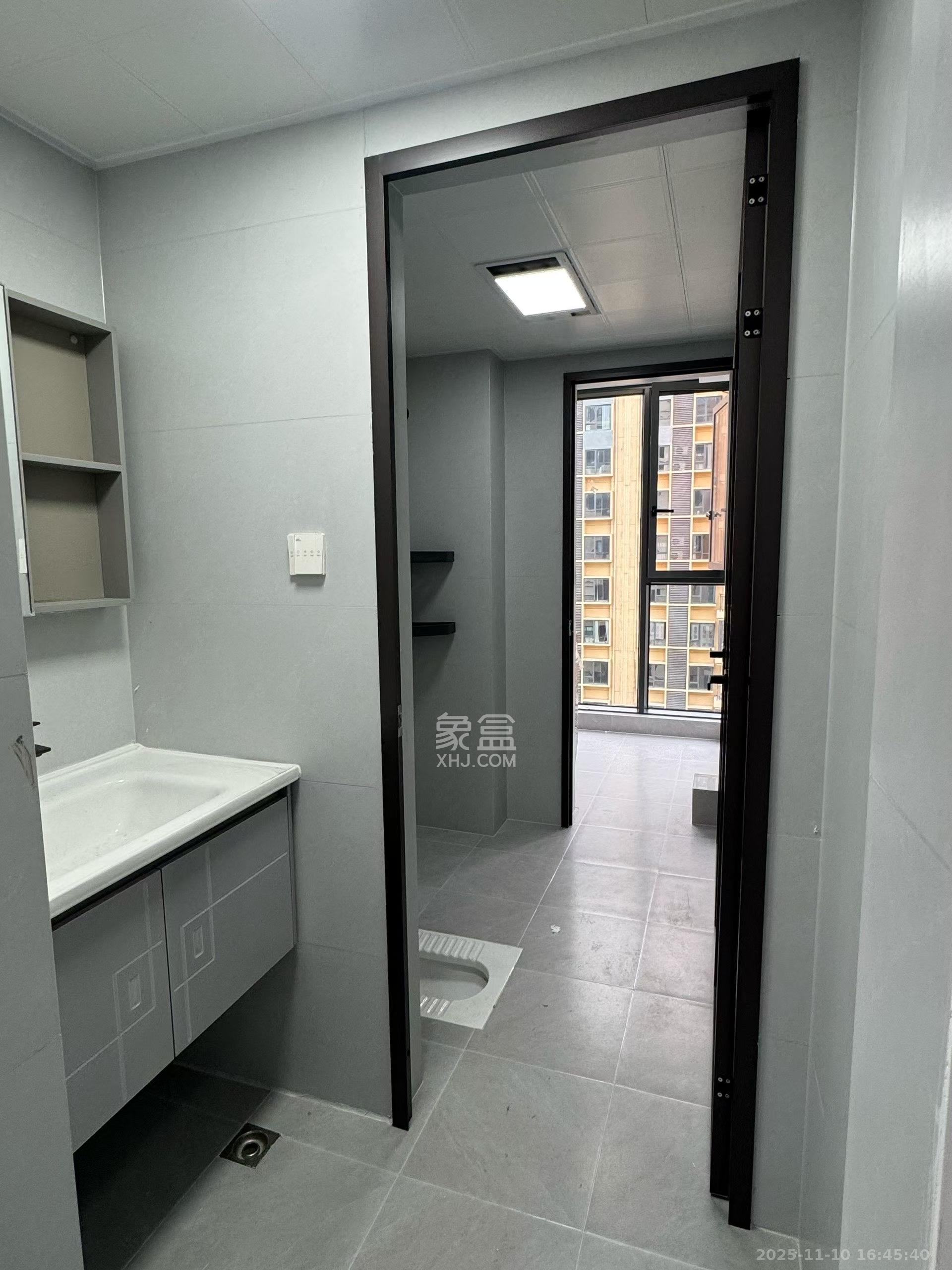 伊景园滨河苑  3室1厅1卫    2300.0元/月室内图