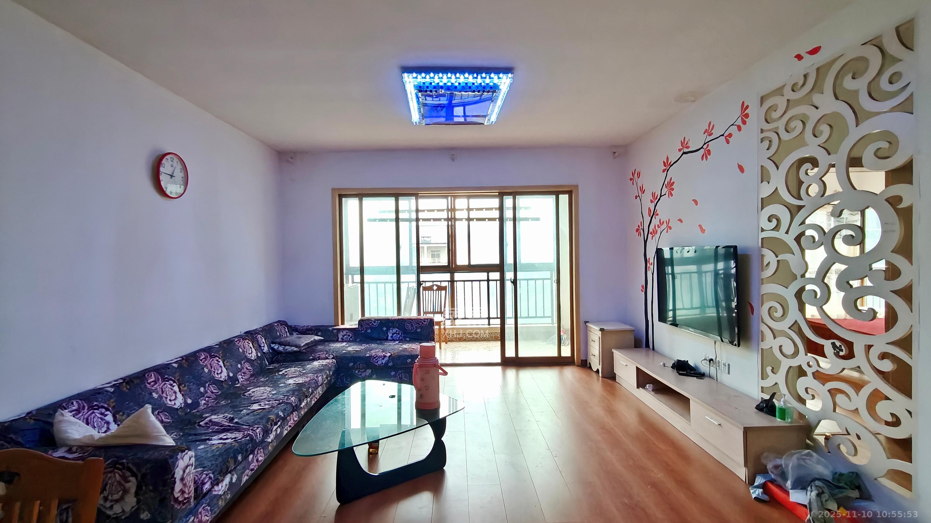 锑都家园  3室2厅1卫    1500.0元/月