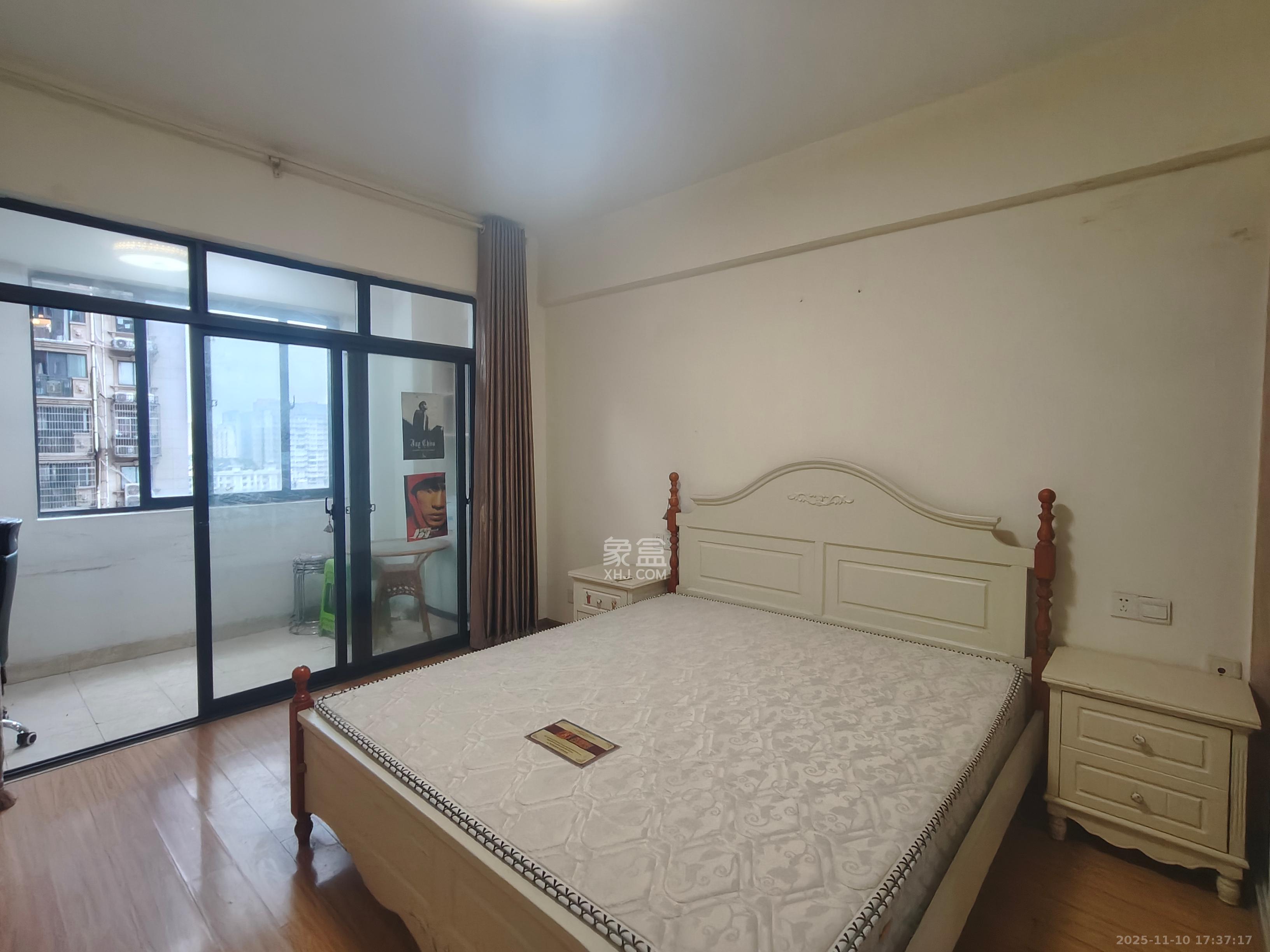 阳光锦城 1室1厅1卫 1300.0元/月 阳光锦城 1室1厅1卫 1300.0元/月室内图