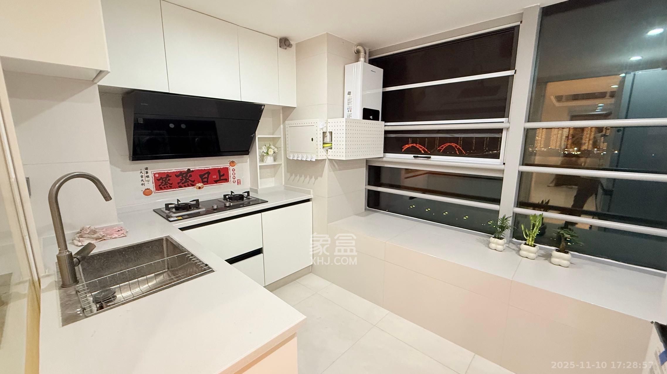 复地滨江金融中心 2室1厅1卫 3280.0元/月 复地滨江金融中心 2室1厅1卫 3280.0元/月室内图