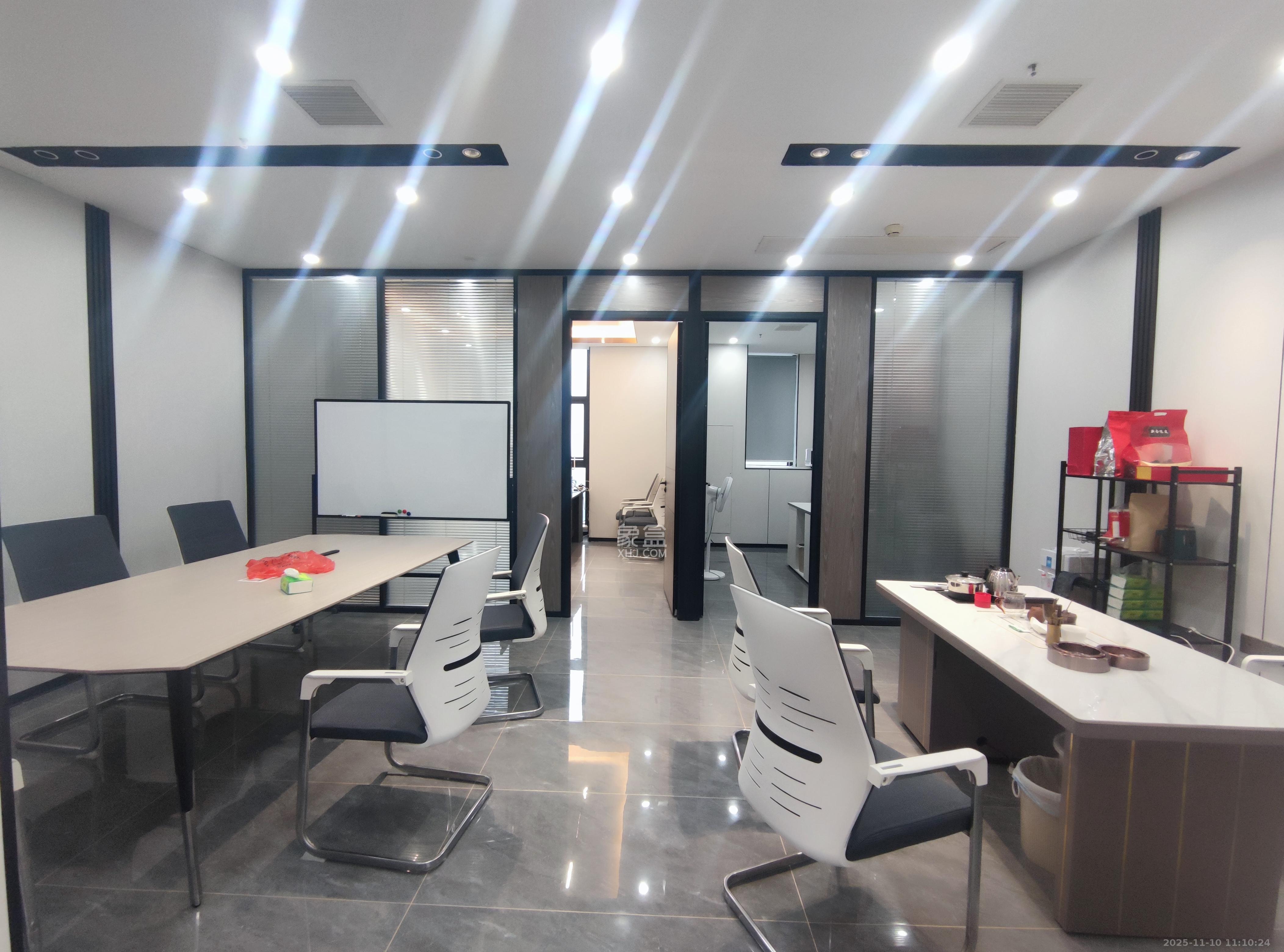 金科时代中心   108.0㎡      4200.0元/月