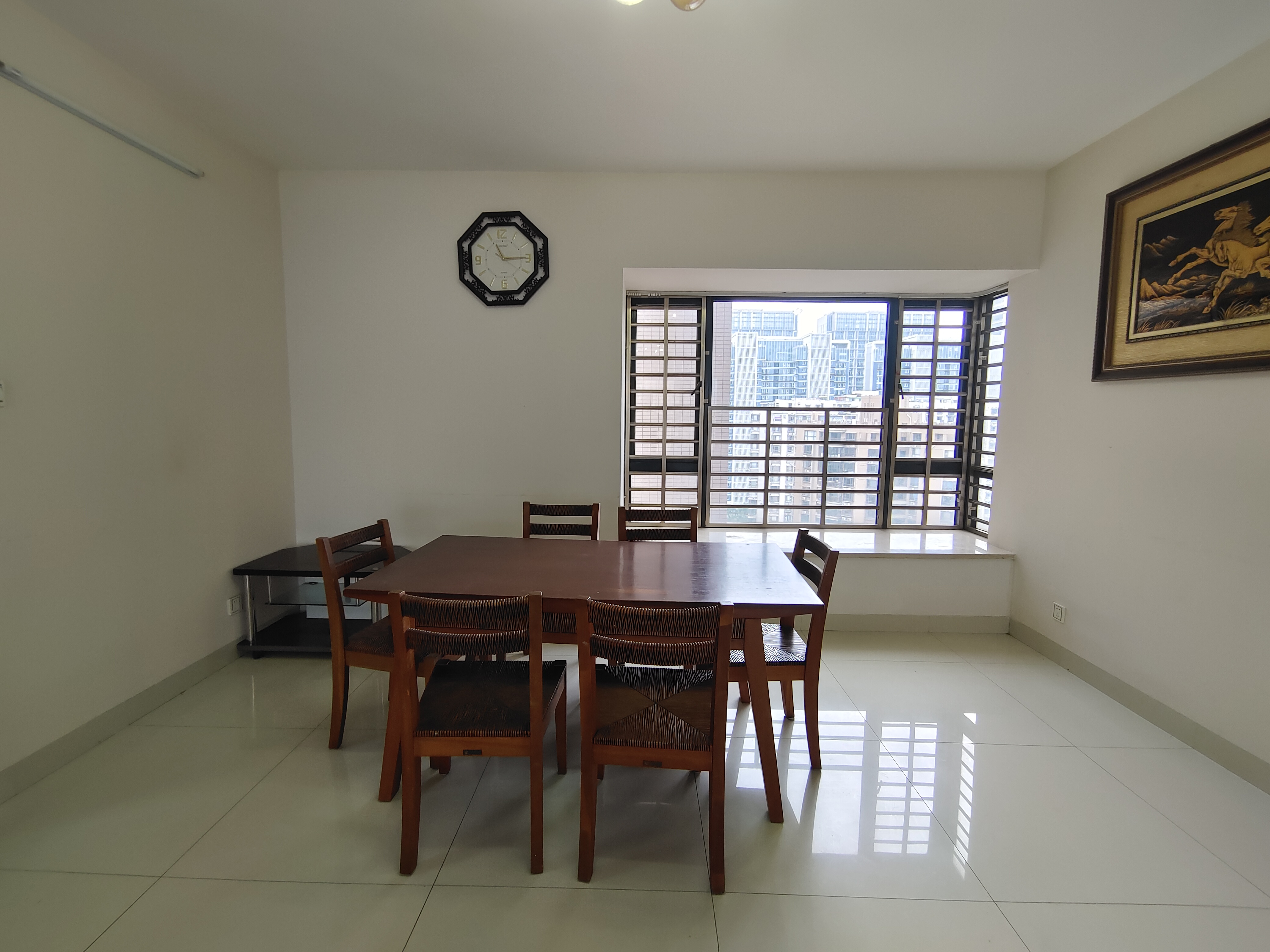 丽晶温泉海景花园一期（别名：丽晶维港、丽晶海景花园）  4室2厅2卫    4000.0元/月室内图