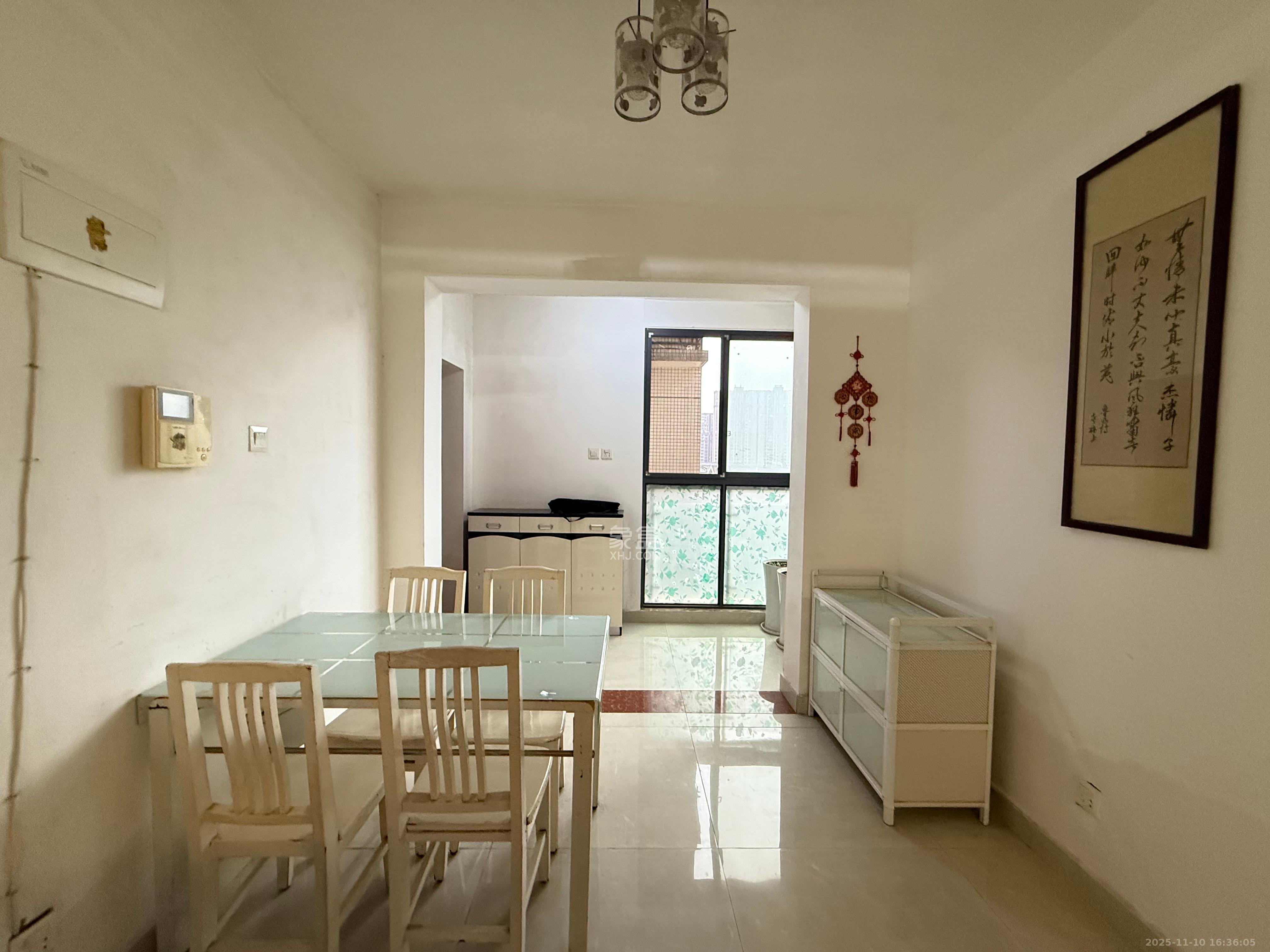 高鑫麓城  3室2厅2卫    2500.0元/月室内图