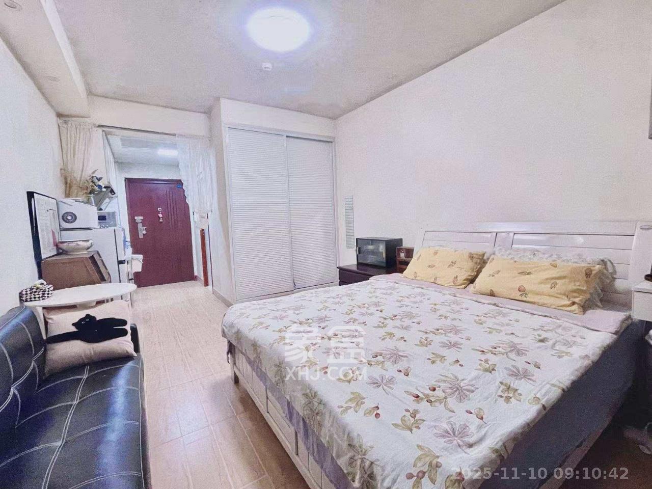 美利新世界  1室1厅1卫    1400.0元/月