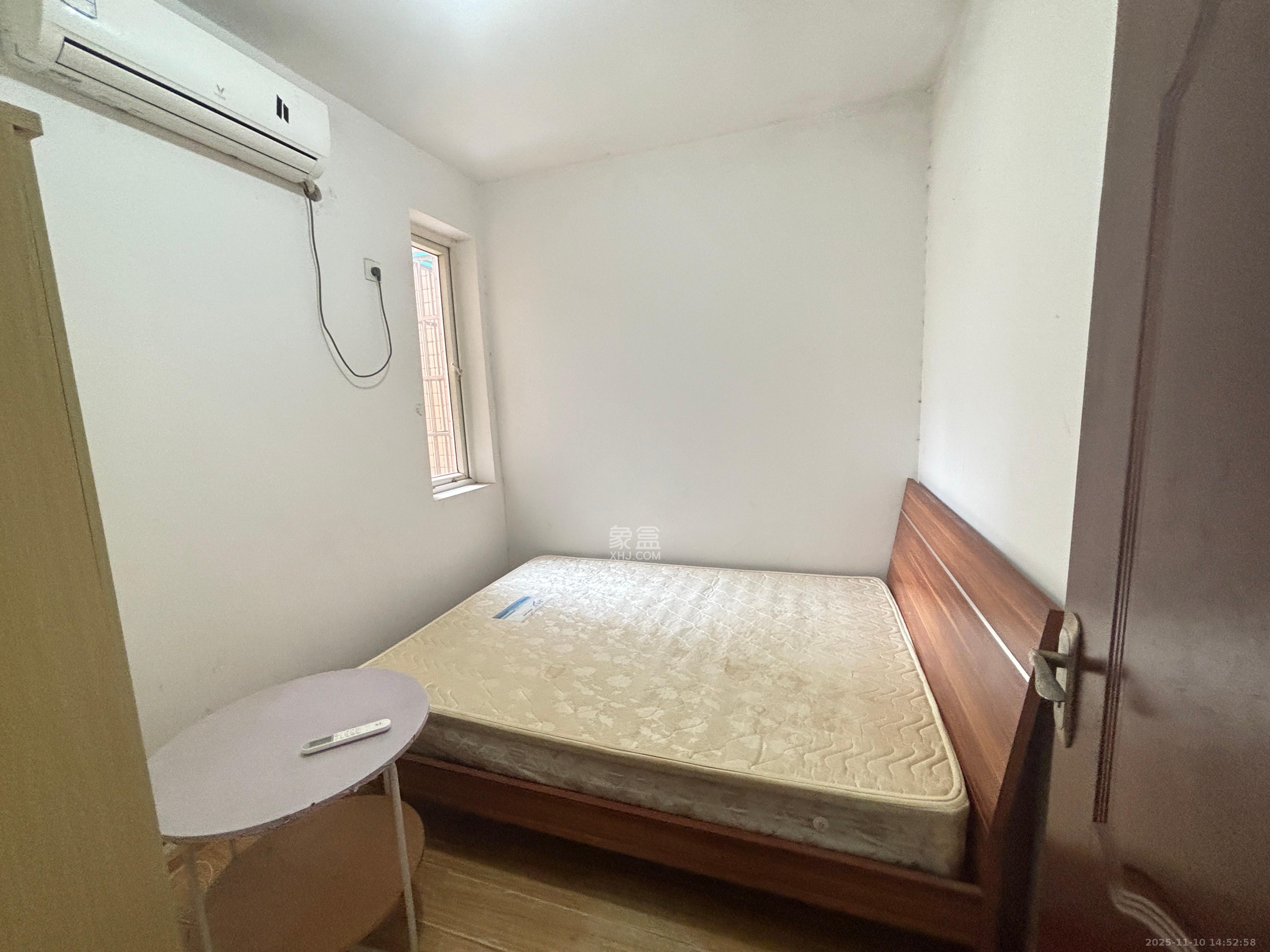 德馨园  3室2厅1卫    1700.0元/月室内图