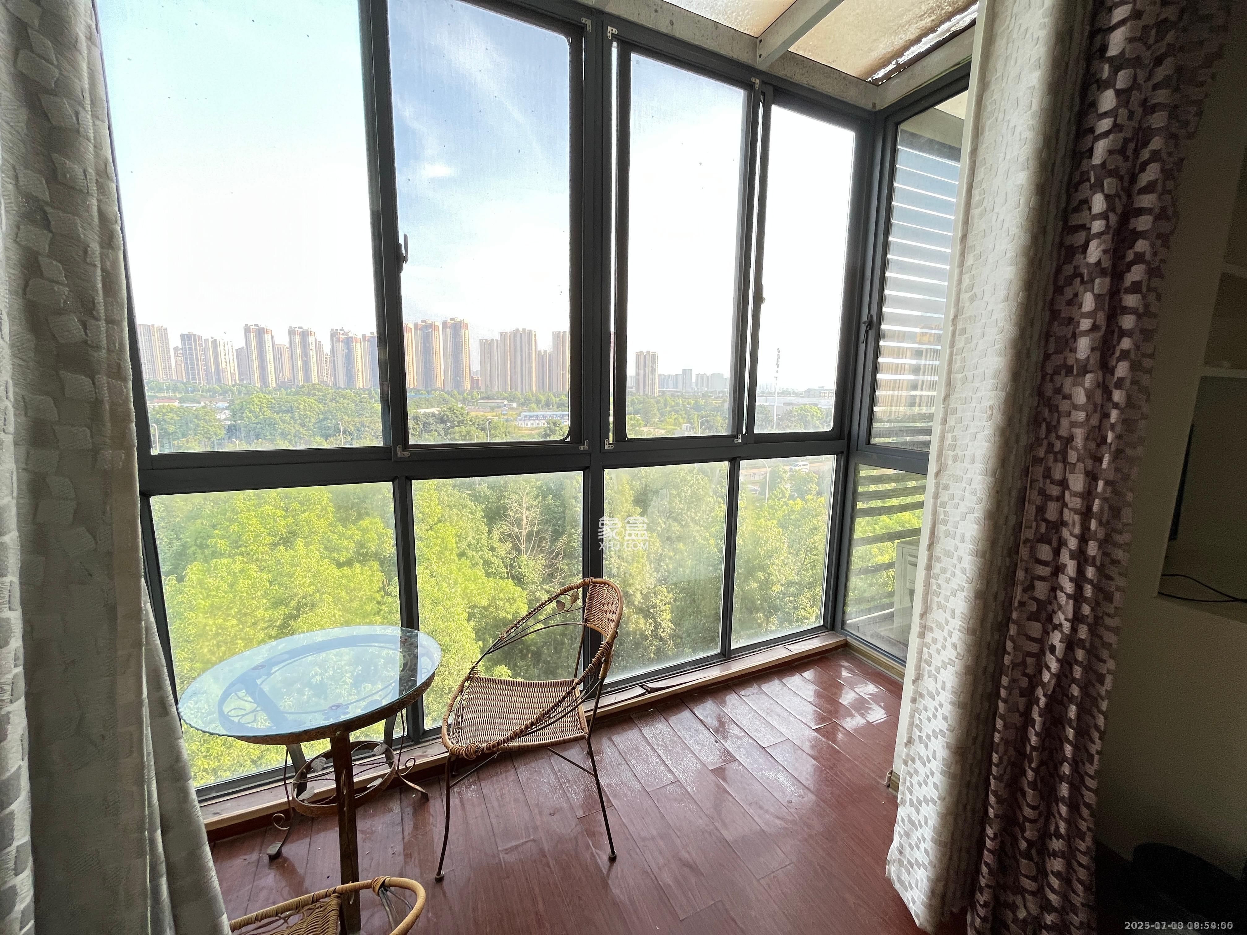 阳光100二期 1室1厅1卫 1200.0元/月 阳光100二期 1室1厅1卫 1200.0元/月室内图