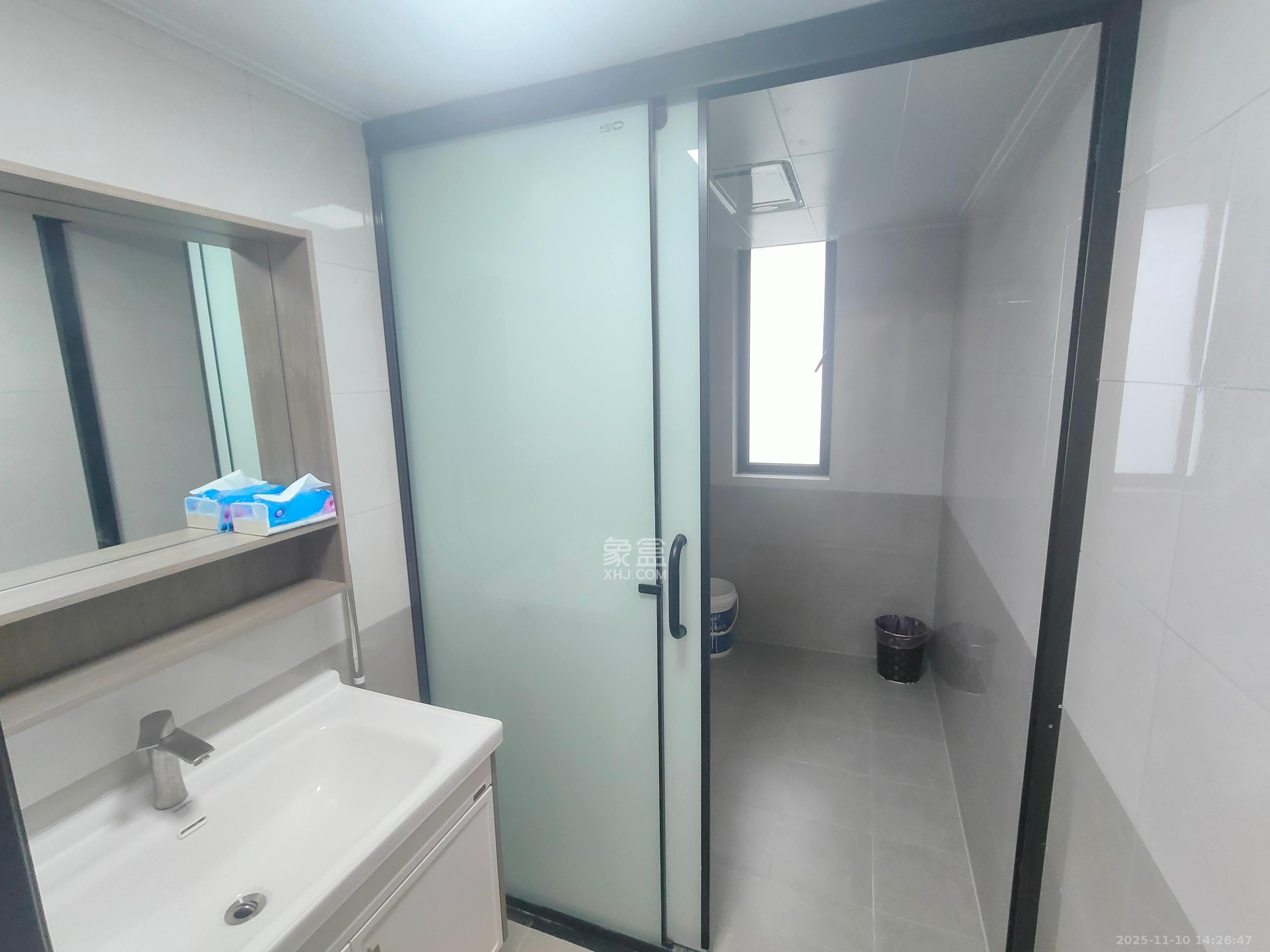 旭辉国悦府 4室2厅2卫 4600.0元/月 旭辉国悦府 4室2厅2卫 4600.0元/月室内图