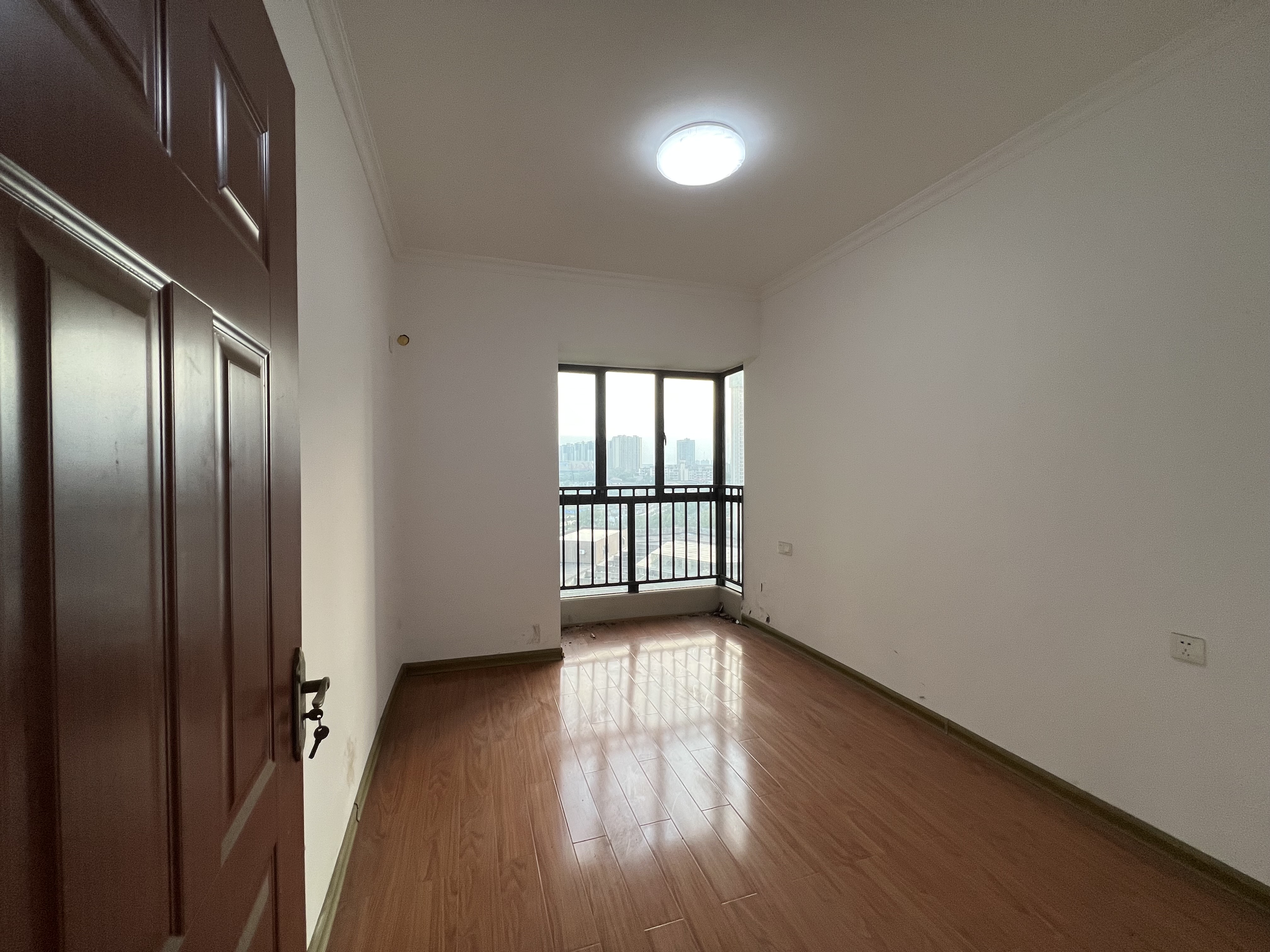 幸福嘉园 4室2厅2卫 52.8万 幸福嘉园 4室2厅2卫 52.8万卧室