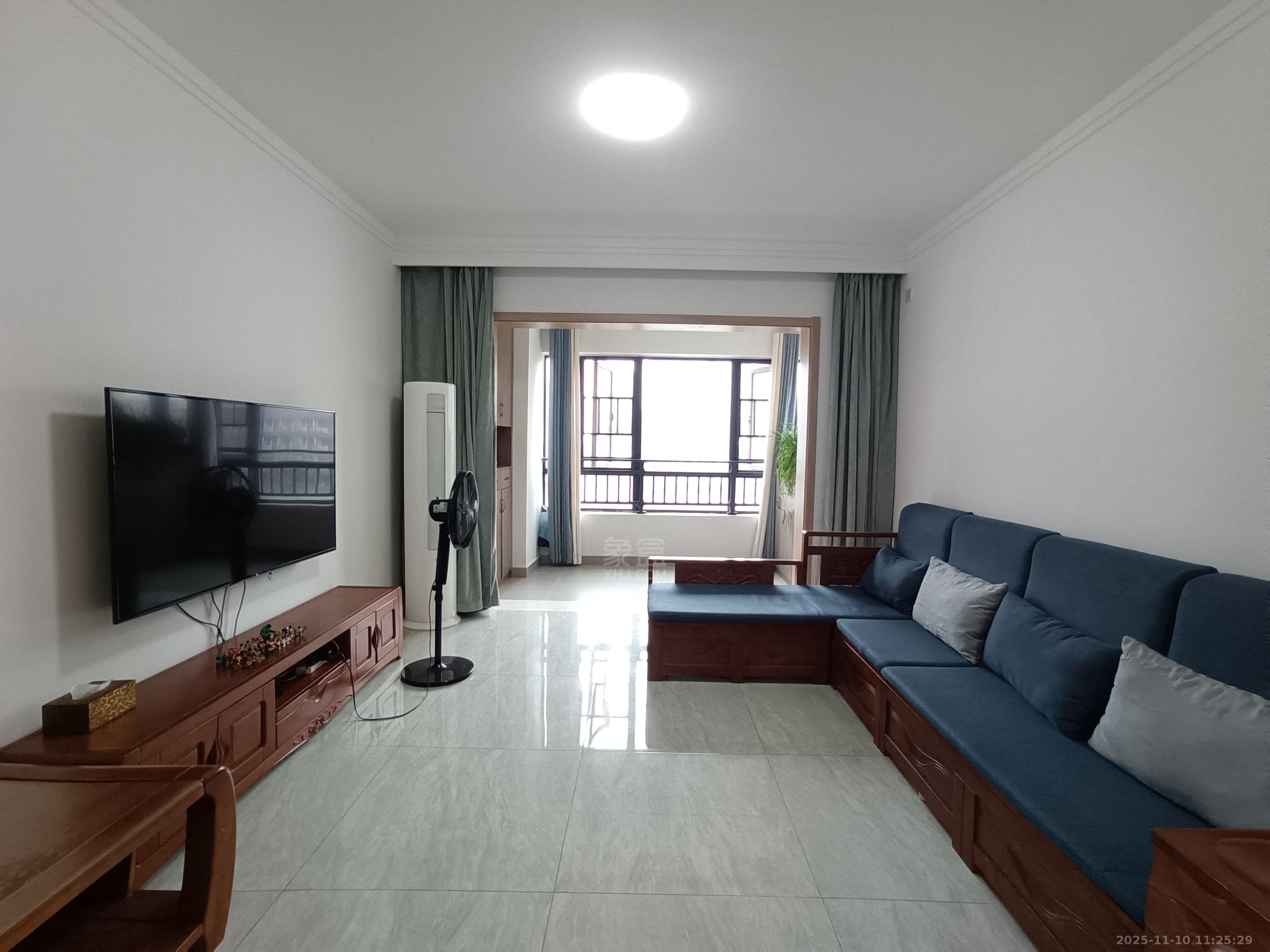 美的翰城 3室2厅2卫 2200.0元/月 美的翰城 3室2厅2卫 2200.0元/月户型图