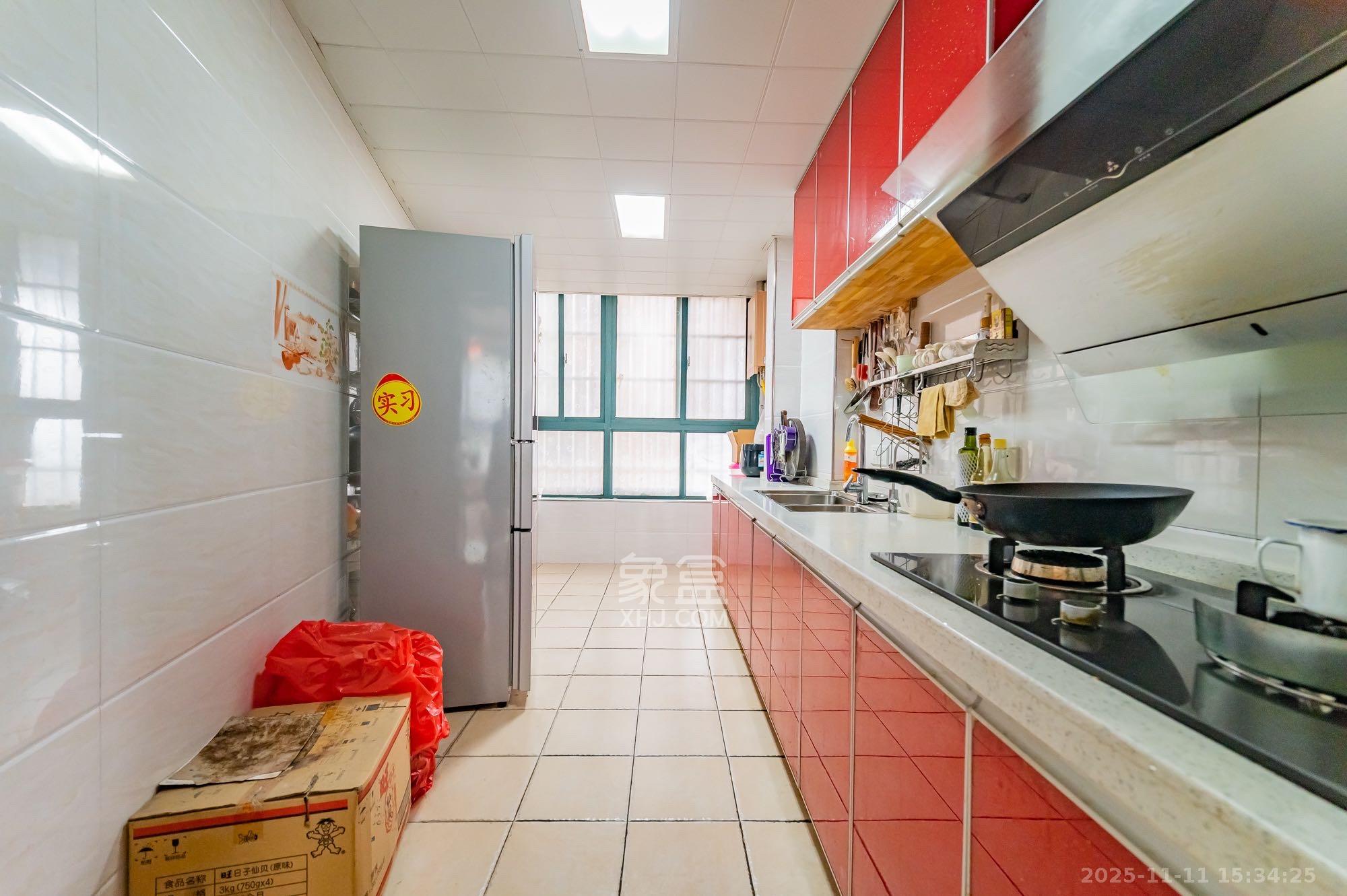 筑梦佳园  4室2厅2卫    2000.0元/月室内图