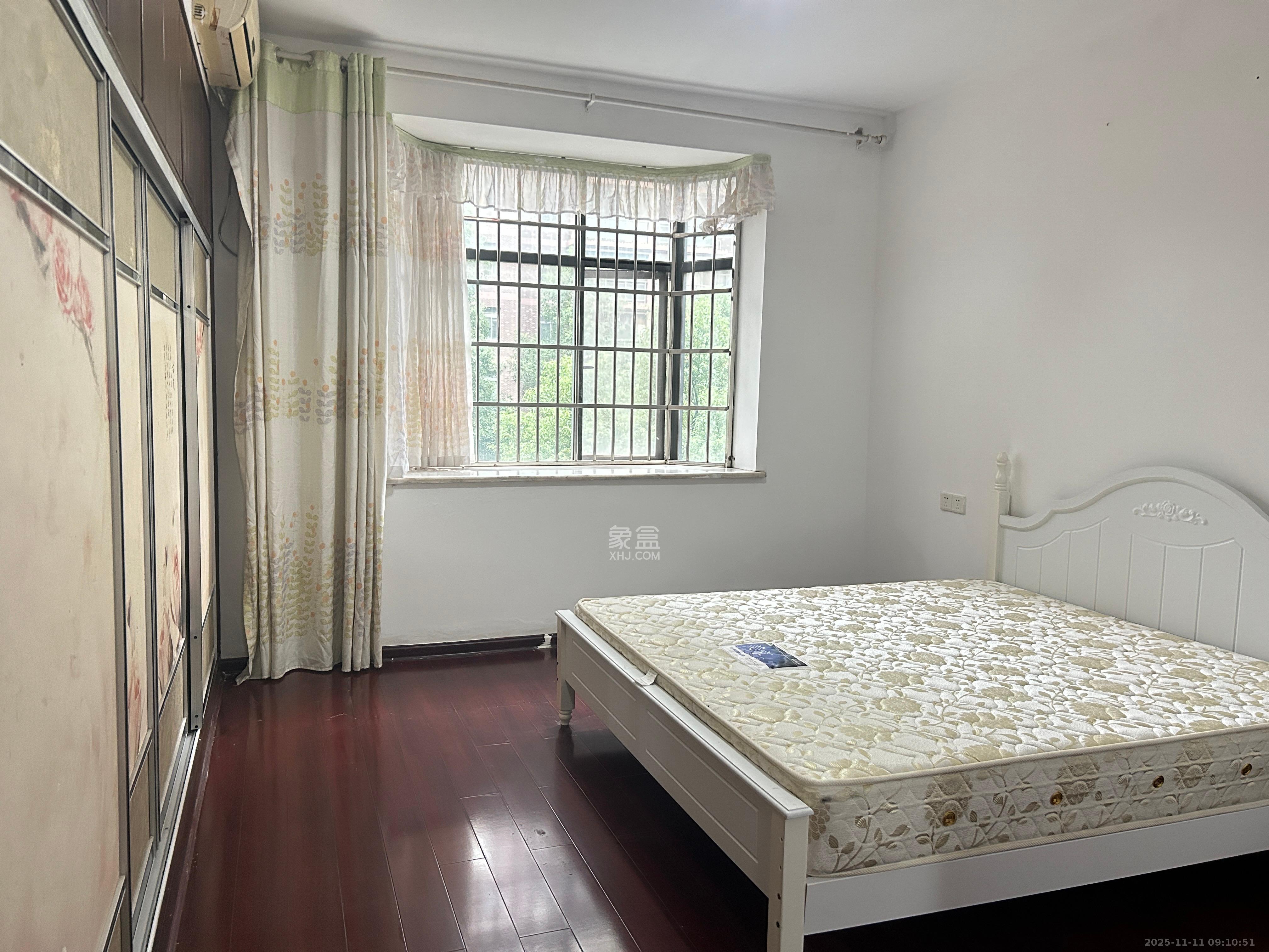 恒盛世家 4室2厅2卫 2500.0元/月 恒盛世家 4室2厅2卫 2500.0元/月室内图