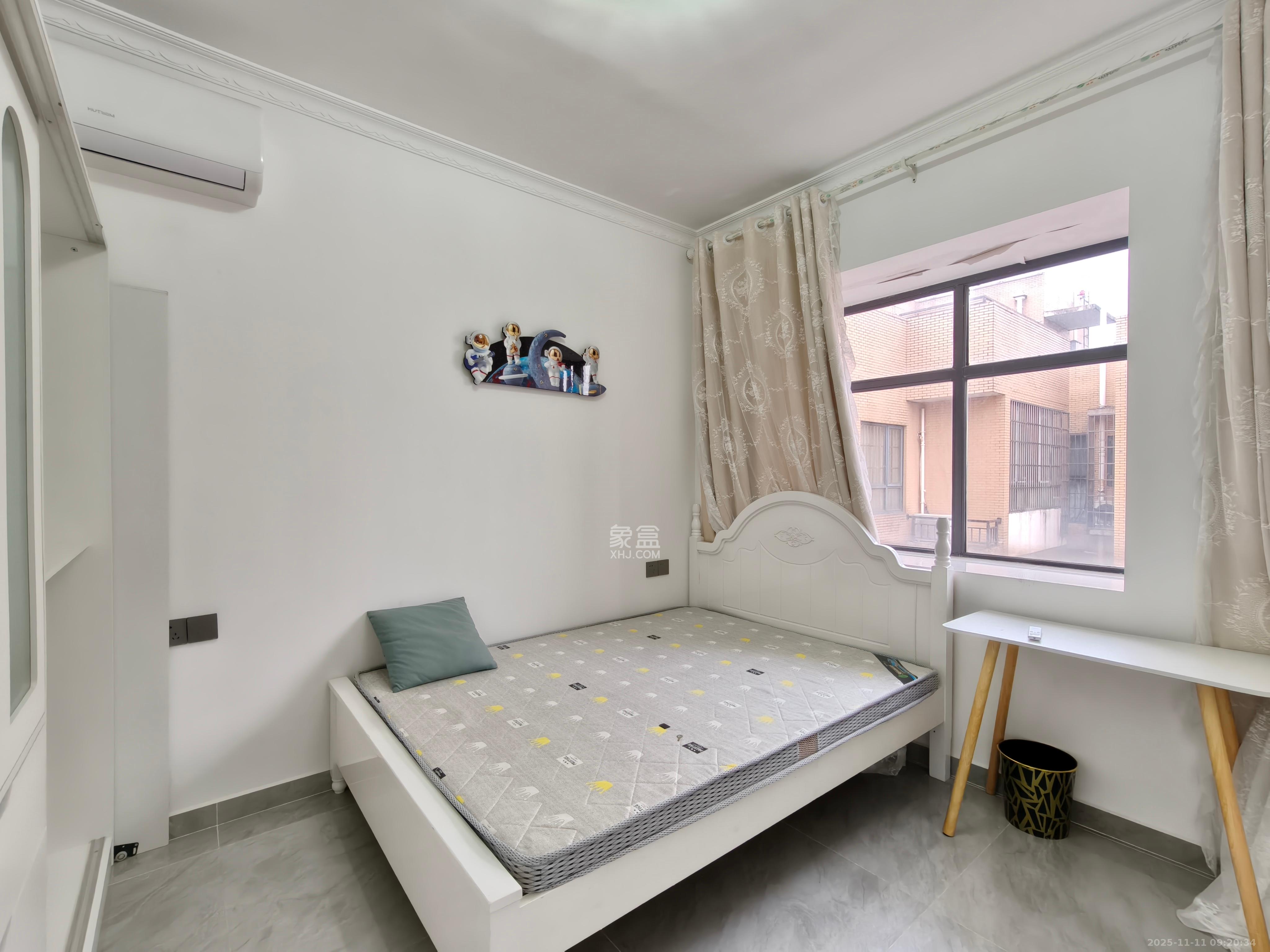 中国铁建国际城二期  2室2厅1卫    1800.0元/月室内图