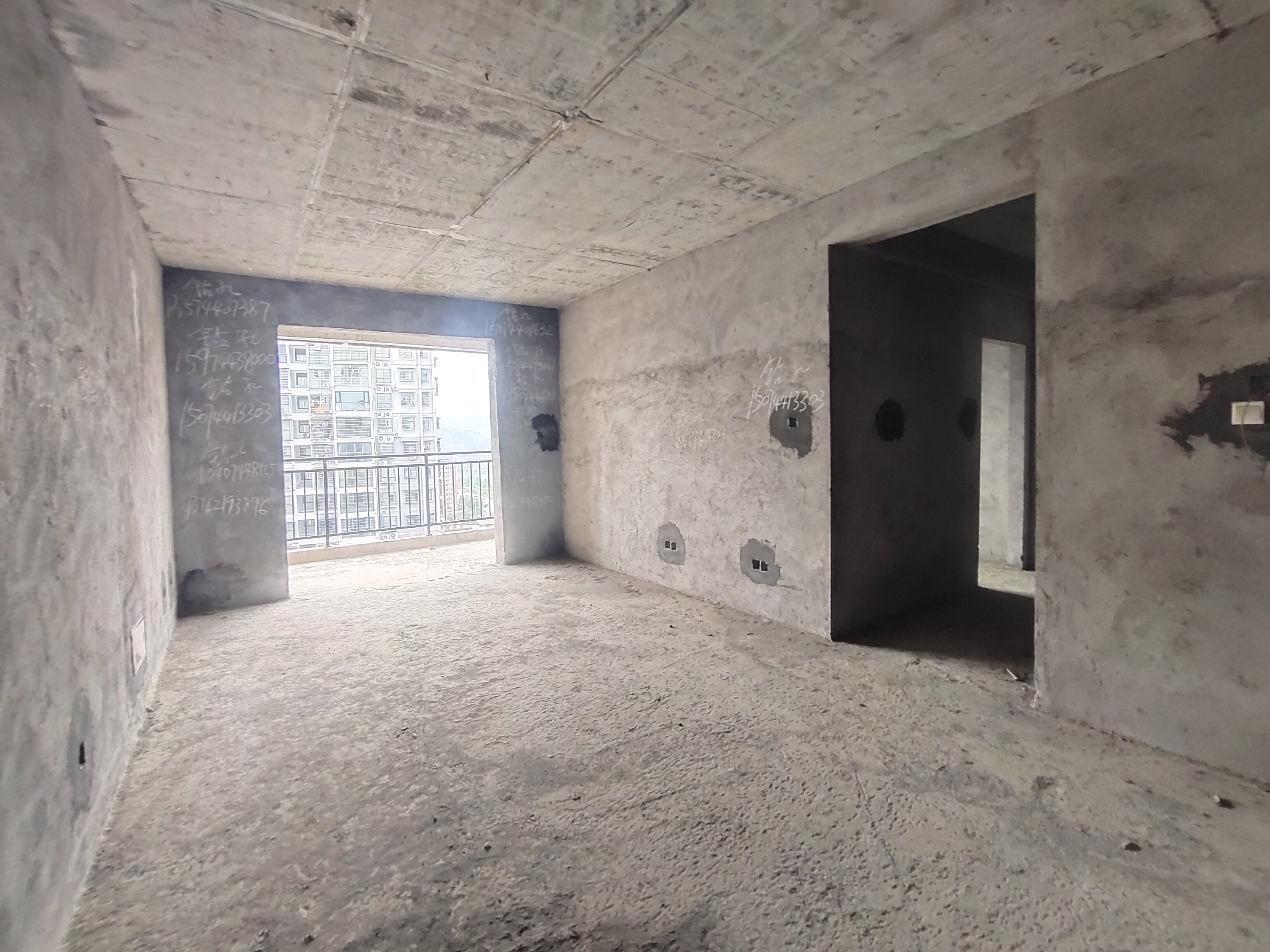 熙城春天  2室2厅1卫    38.0万