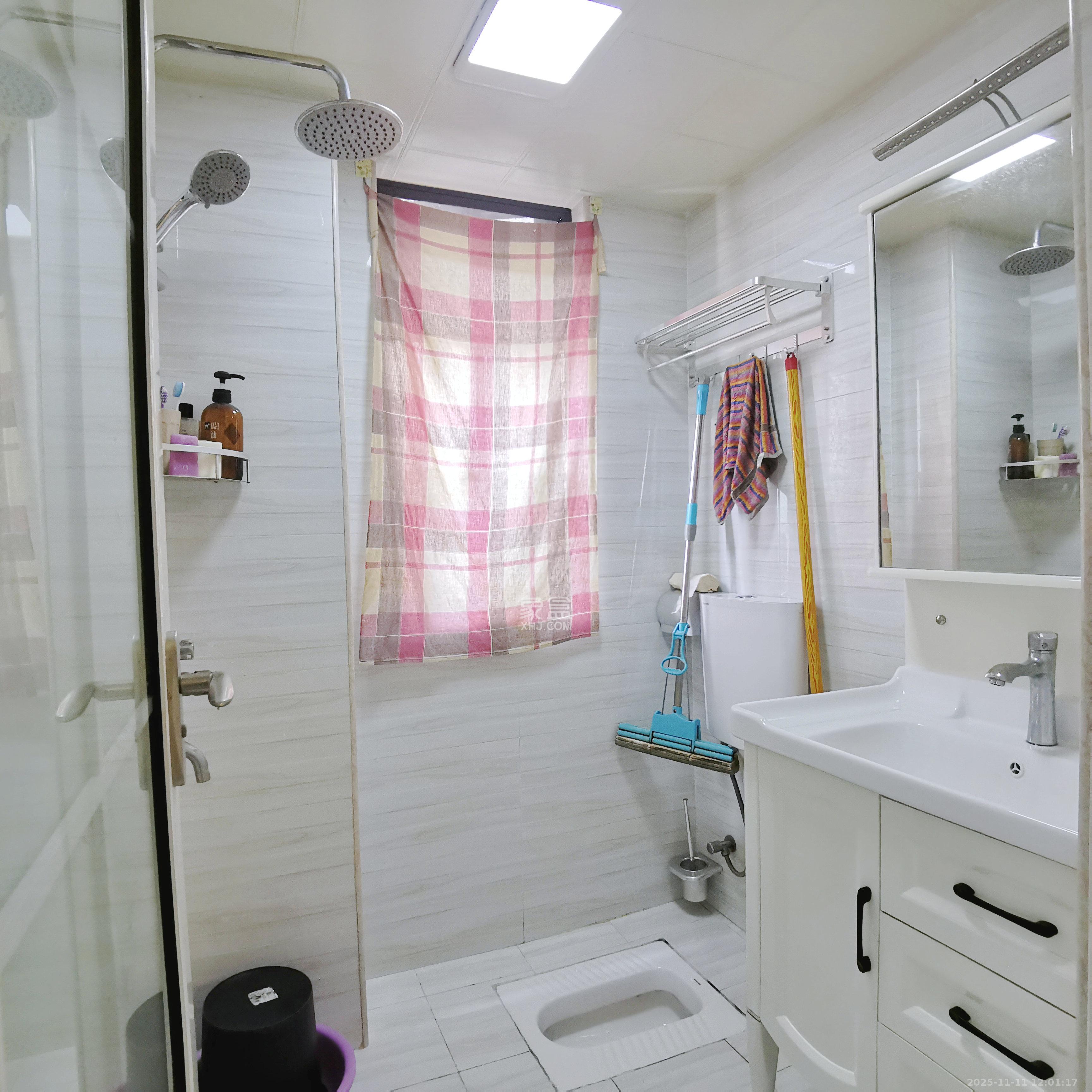 保利西海岸B区  2室2厅1卫    2800.0元/月室内图