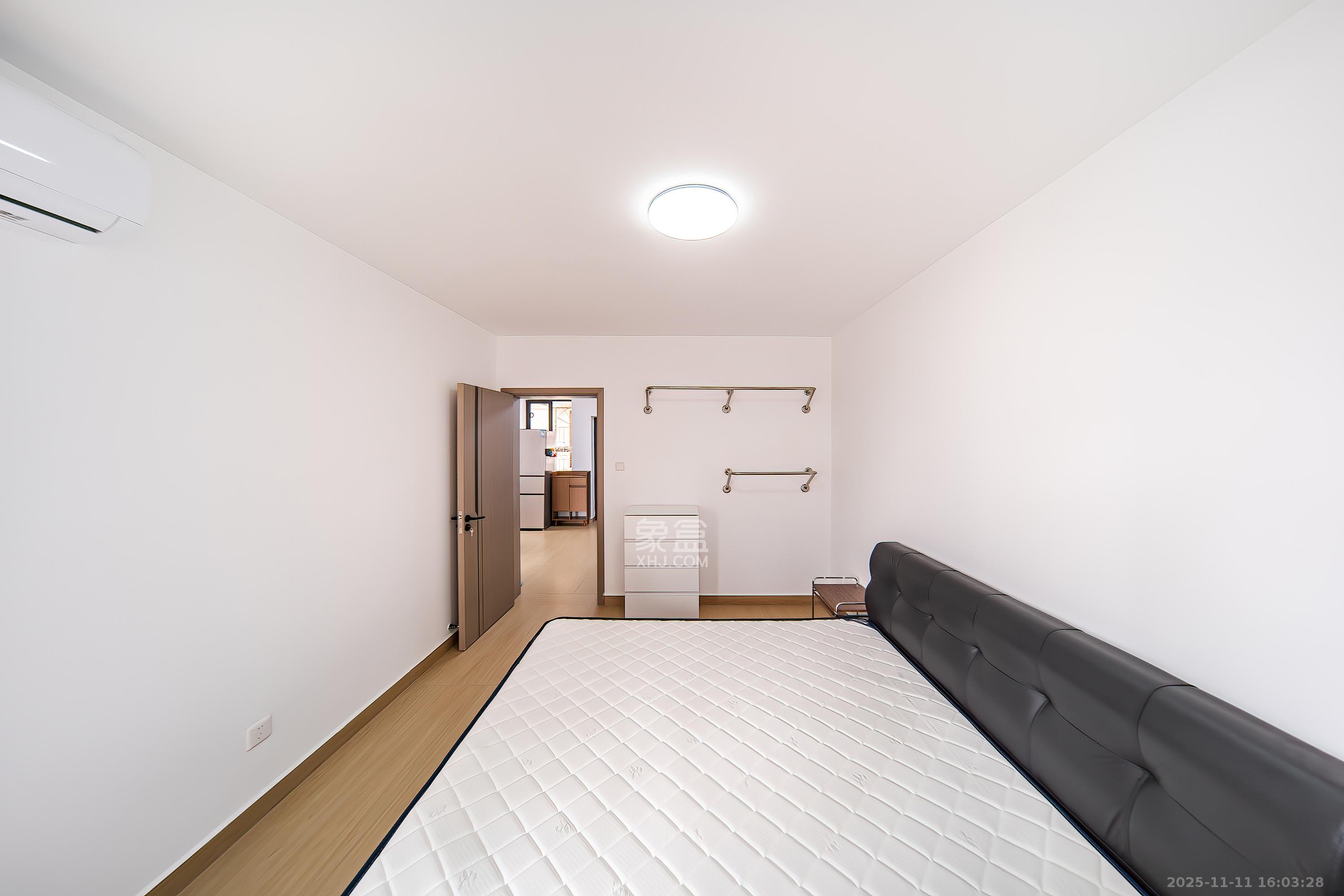 兴通园公寓  2室2厅1卫    40.0万卧室