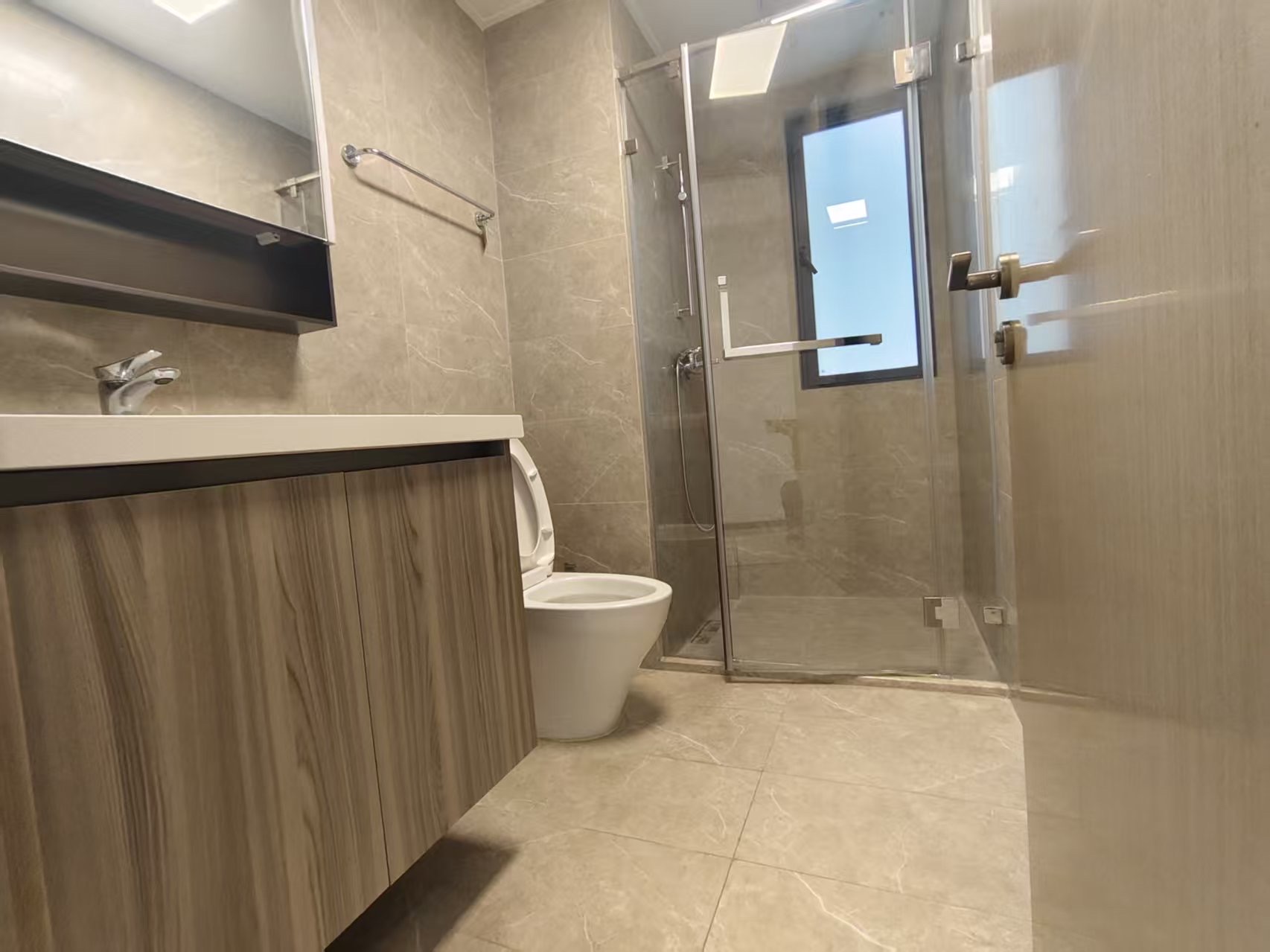 华润海口时光里  3室2厅2卫    3500.0元/月室内图