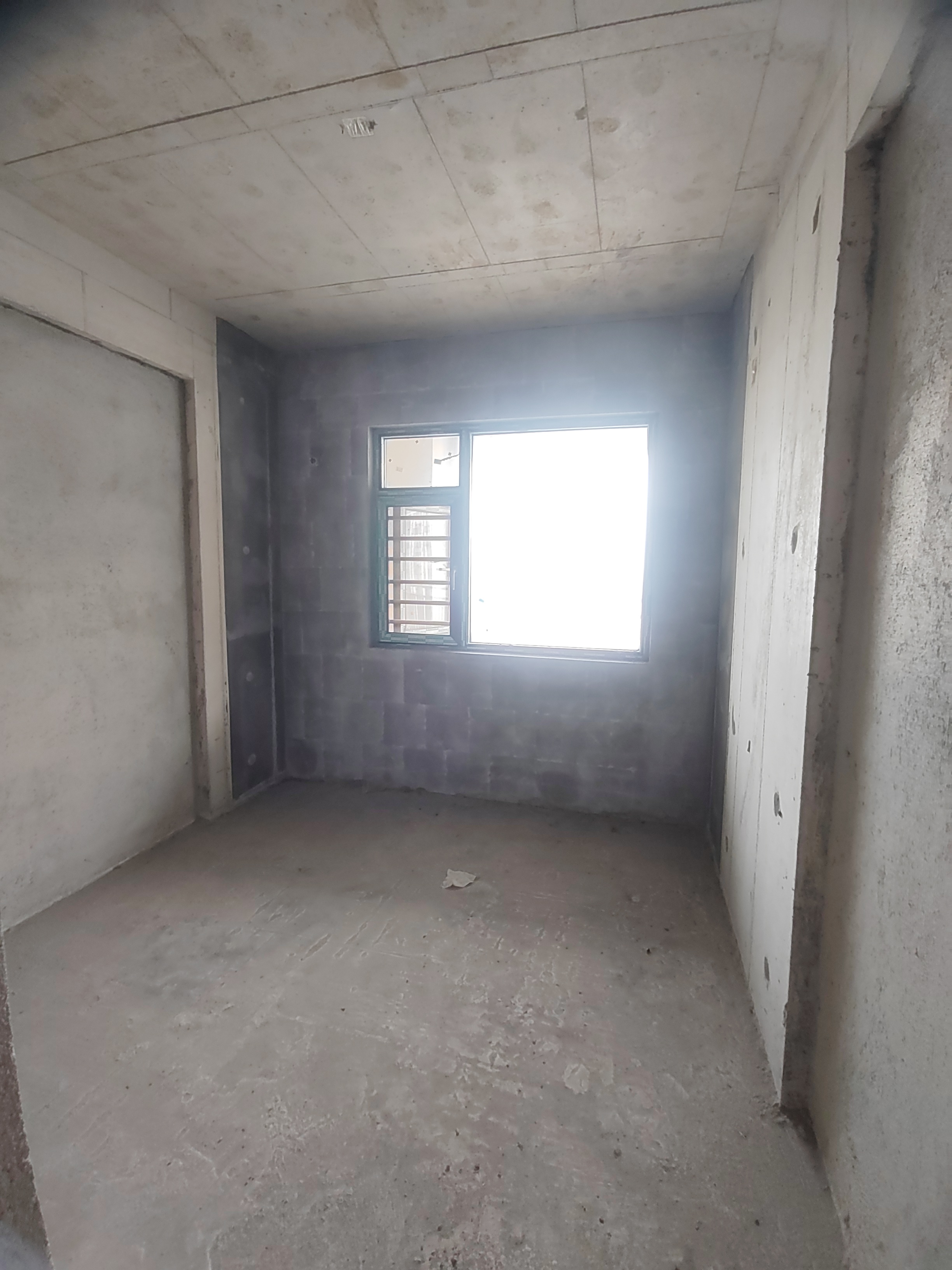 青春里 5室2厅2卫 145.8万 青春里 5室2厅2卫 145.8万客厅