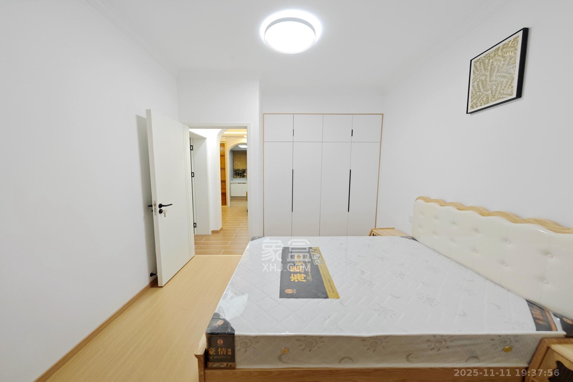 长重机械厂宿舍 2室2厅1卫 46.8万 长重机械厂宿舍 2室2厅1卫 46.8万卧室