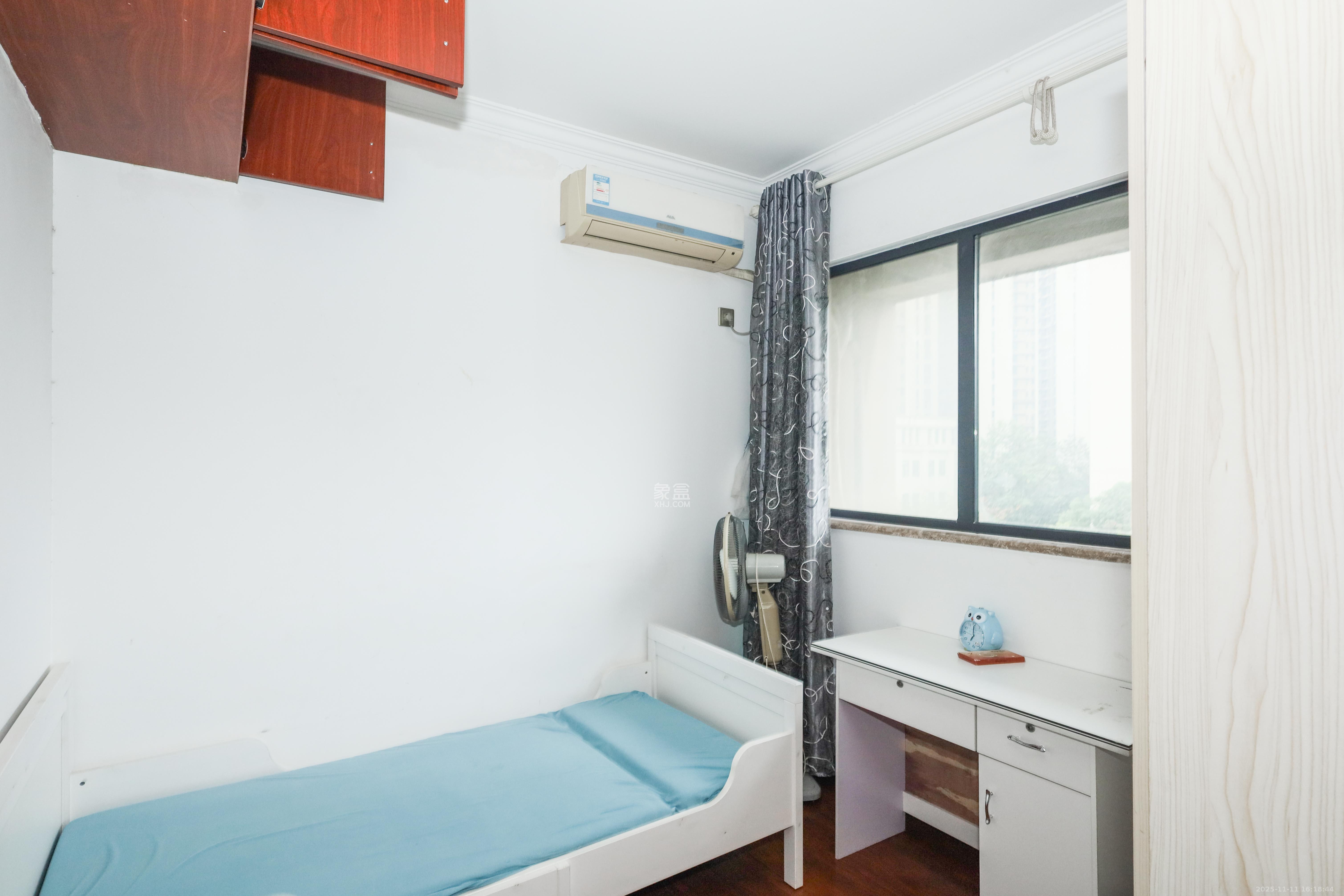 好莱城（弘德西街）  2室2厅1卫    60.8万卧室