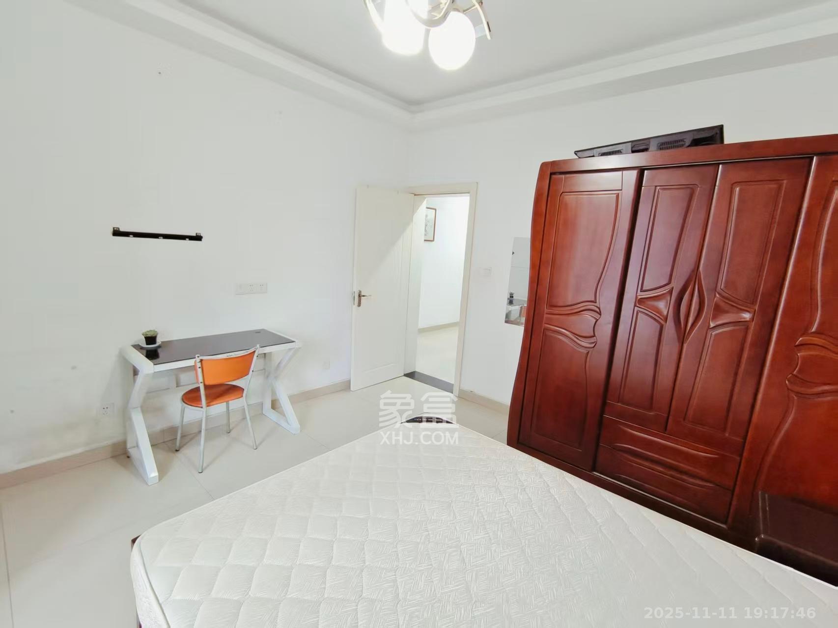 凯乐国际城  2室2厅1卫    2200.0元/月室内图