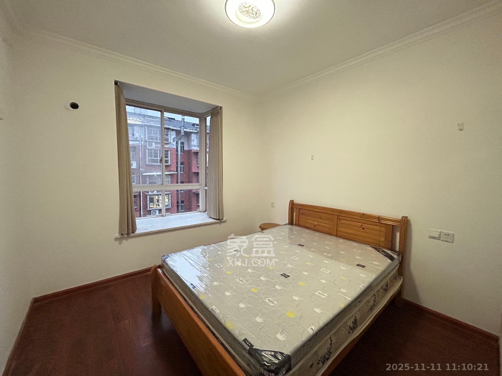 广厦新苑 4室2厅2卫 2500.0元/月 广厦新苑 4室2厅2卫 2500.0元/月室内图